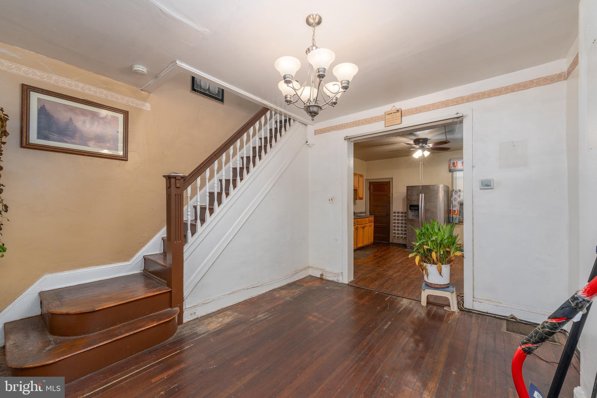 MONTEBELLO - Residential