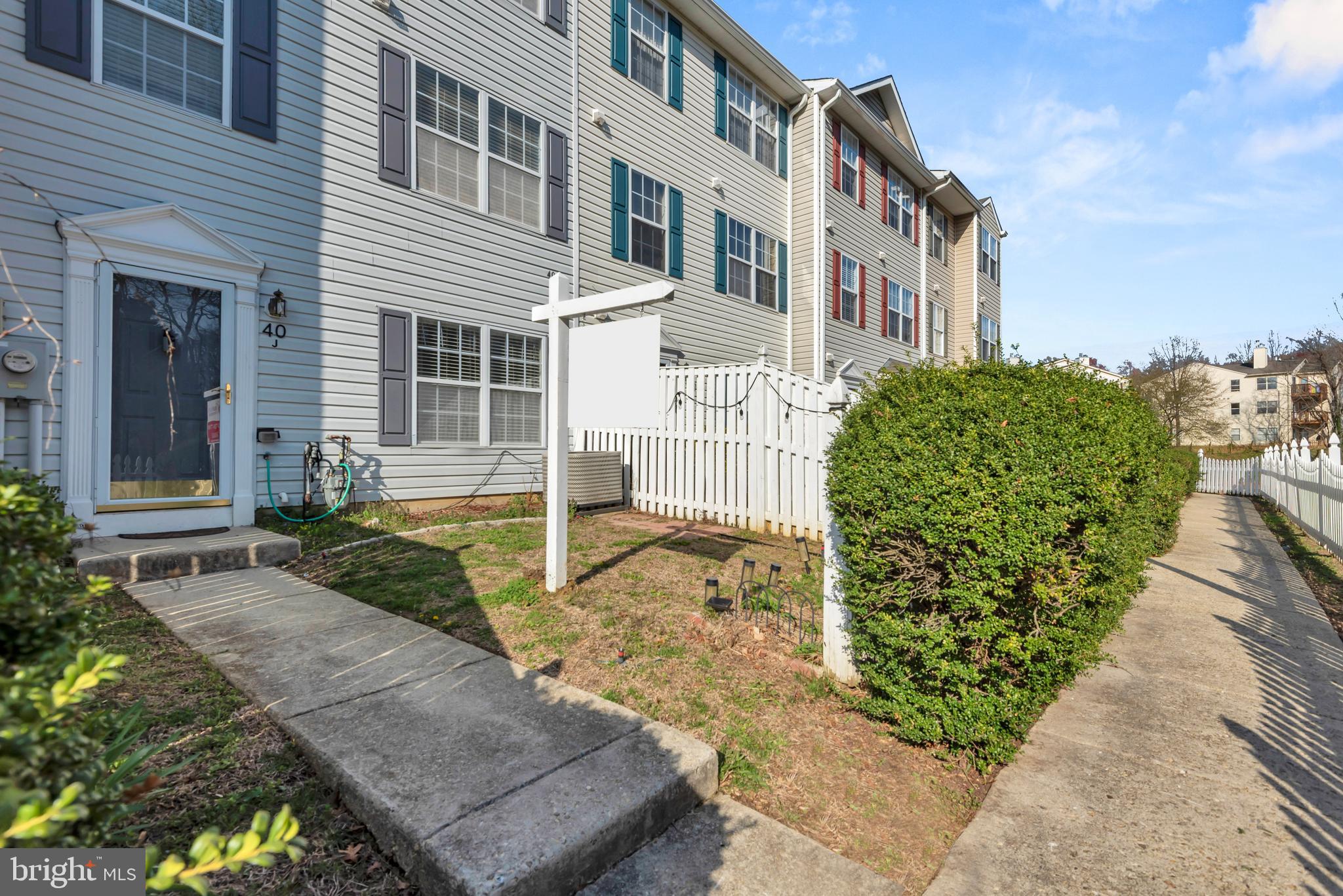 ANNAPOLIS OVERLOOK - Residential