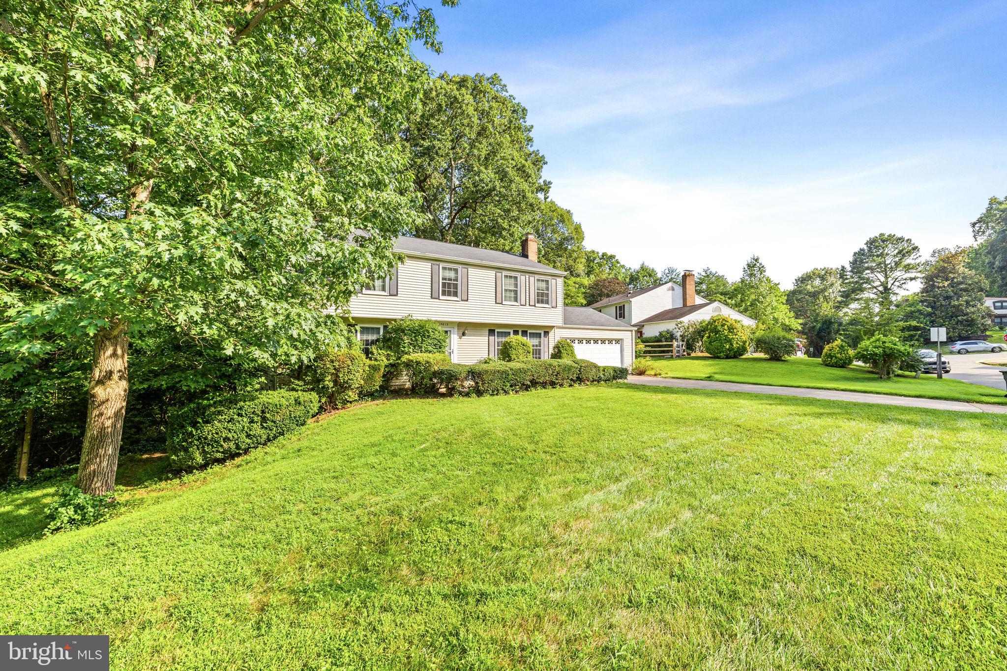 MONTCLAIR/COUNTRY CLUB - Residential