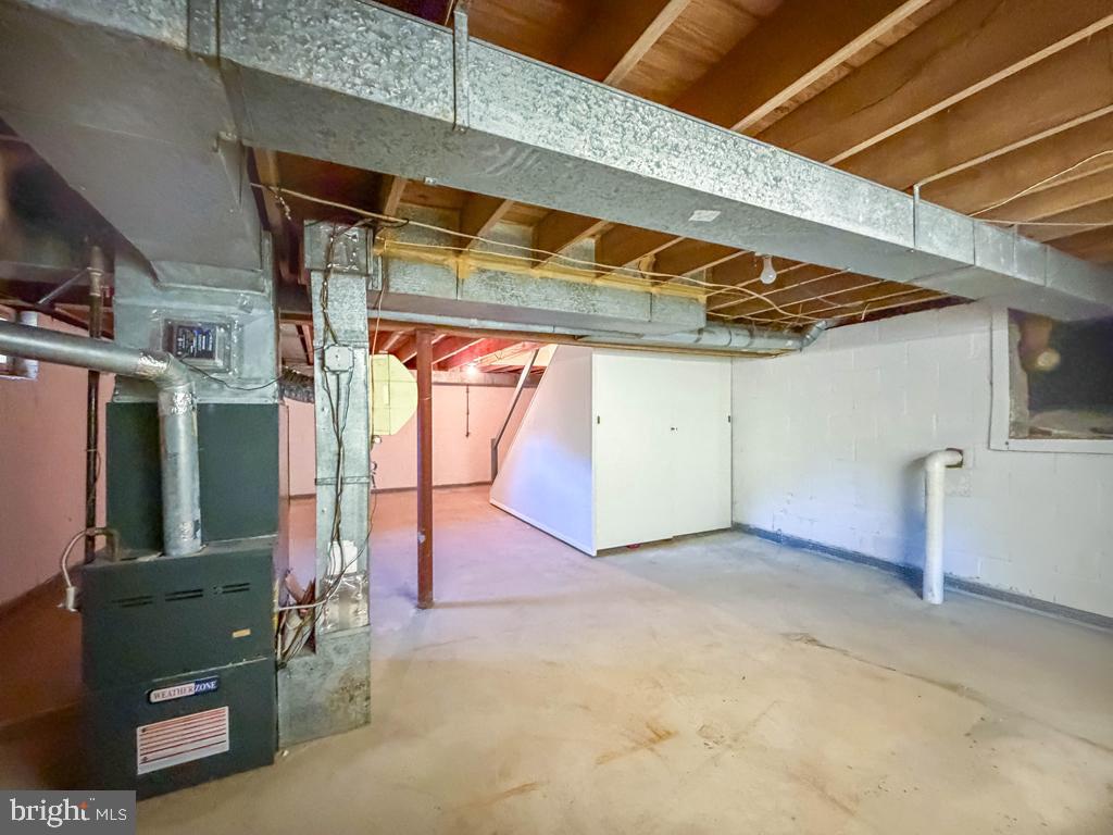 HILLWOOD TERR - Residential