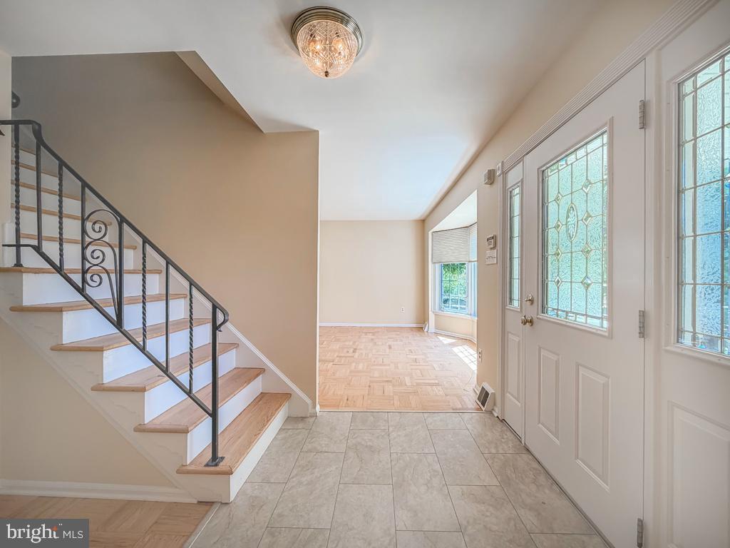 HILLWOOD TERR - Residential