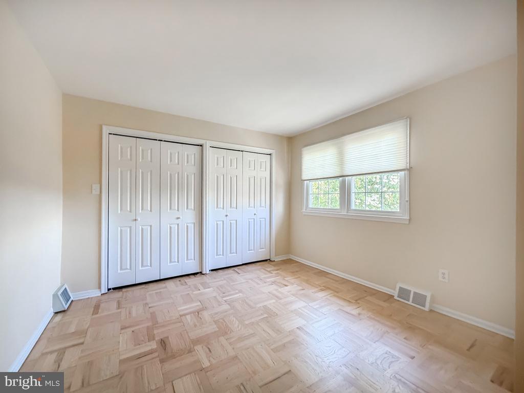 HILLWOOD TERR - Residential