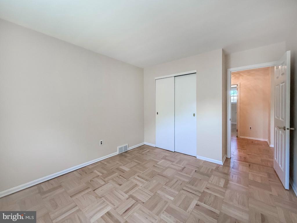 HILLWOOD TERR - Residential