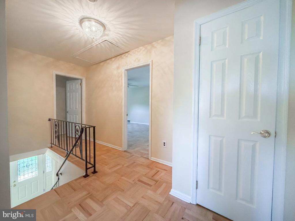 HILLWOOD TERR - Residential