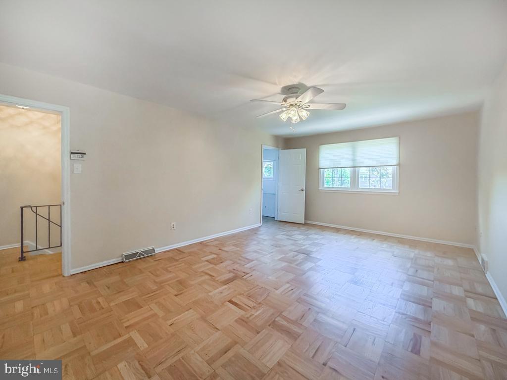 HILLWOOD TERR - Residential