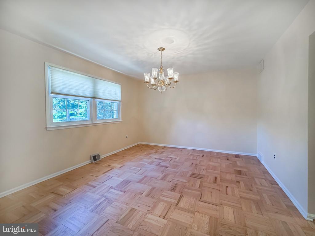 HILLWOOD TERR - Residential