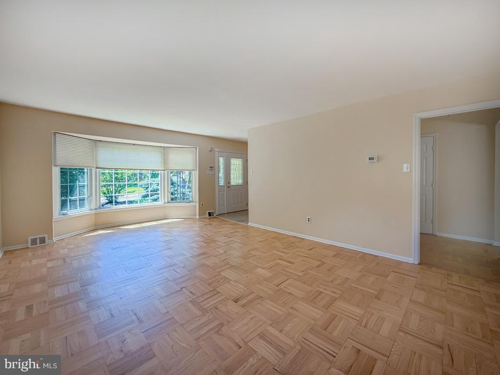 HILLWOOD TERR - Residential
