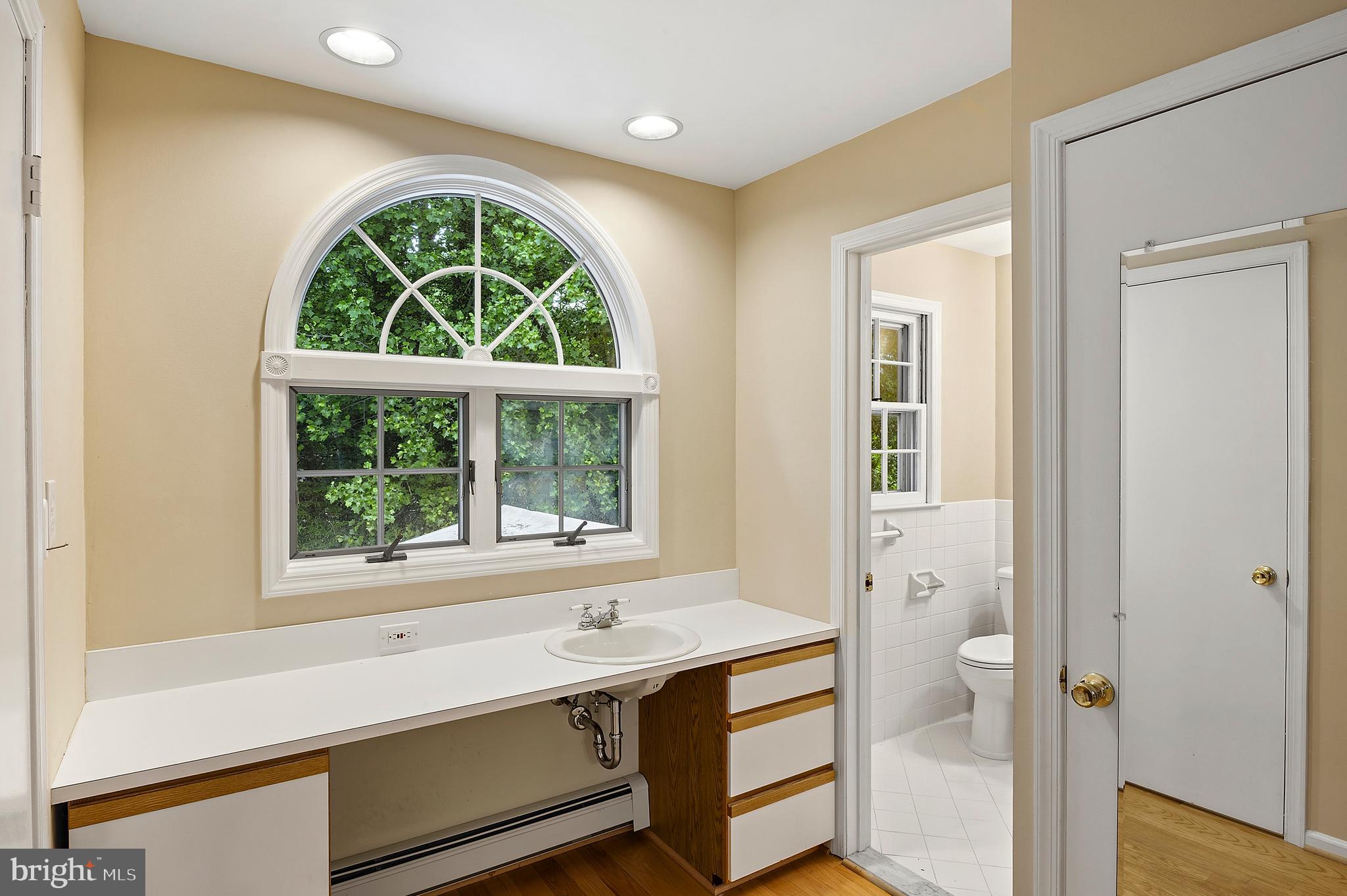BEAVERBROOK - Residential