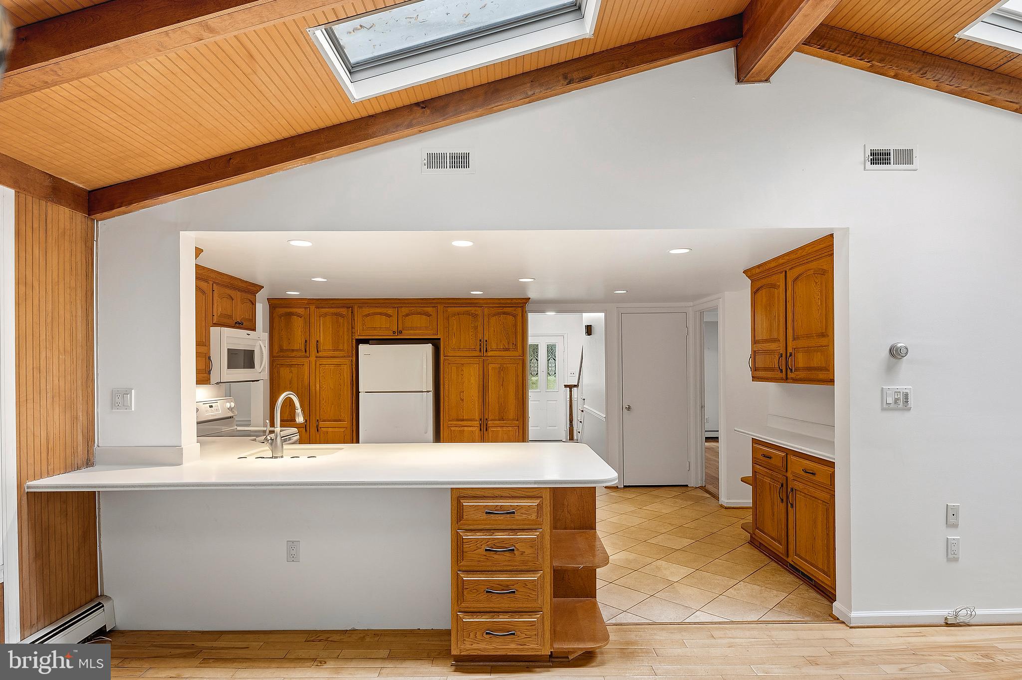 BEAVERBROOK - Residential