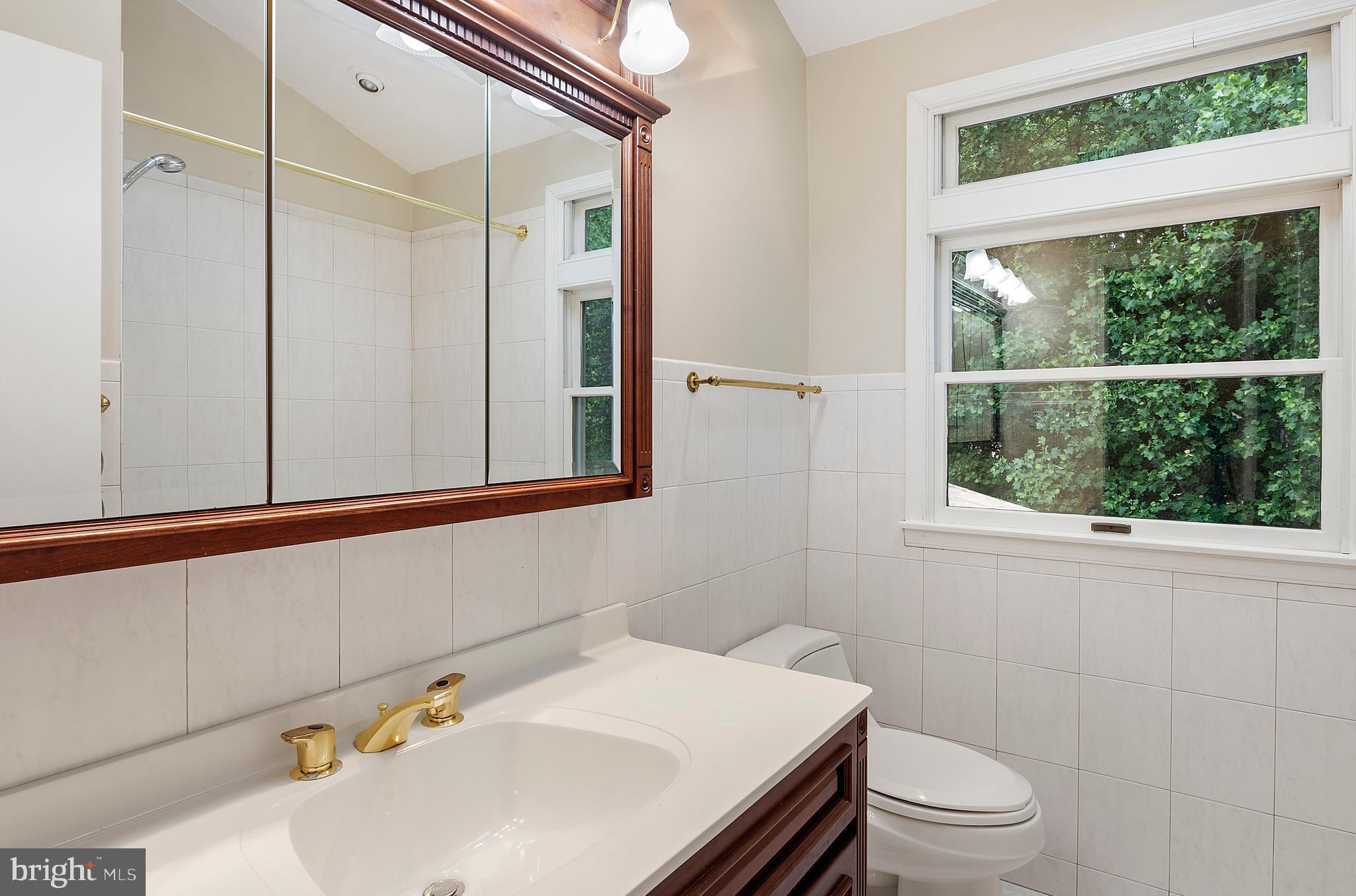 BEAVERBROOK - Residential