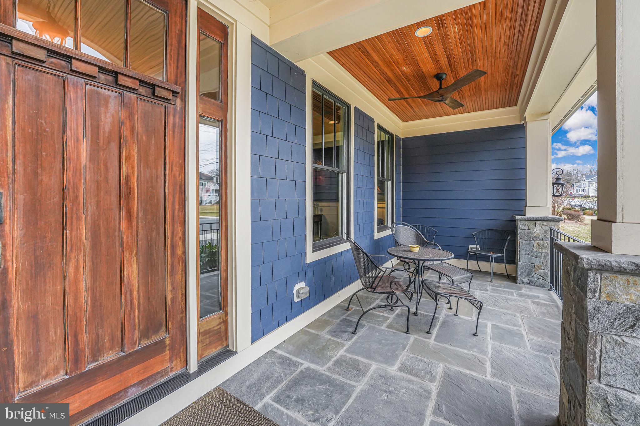 MURMURING PINES - Residential