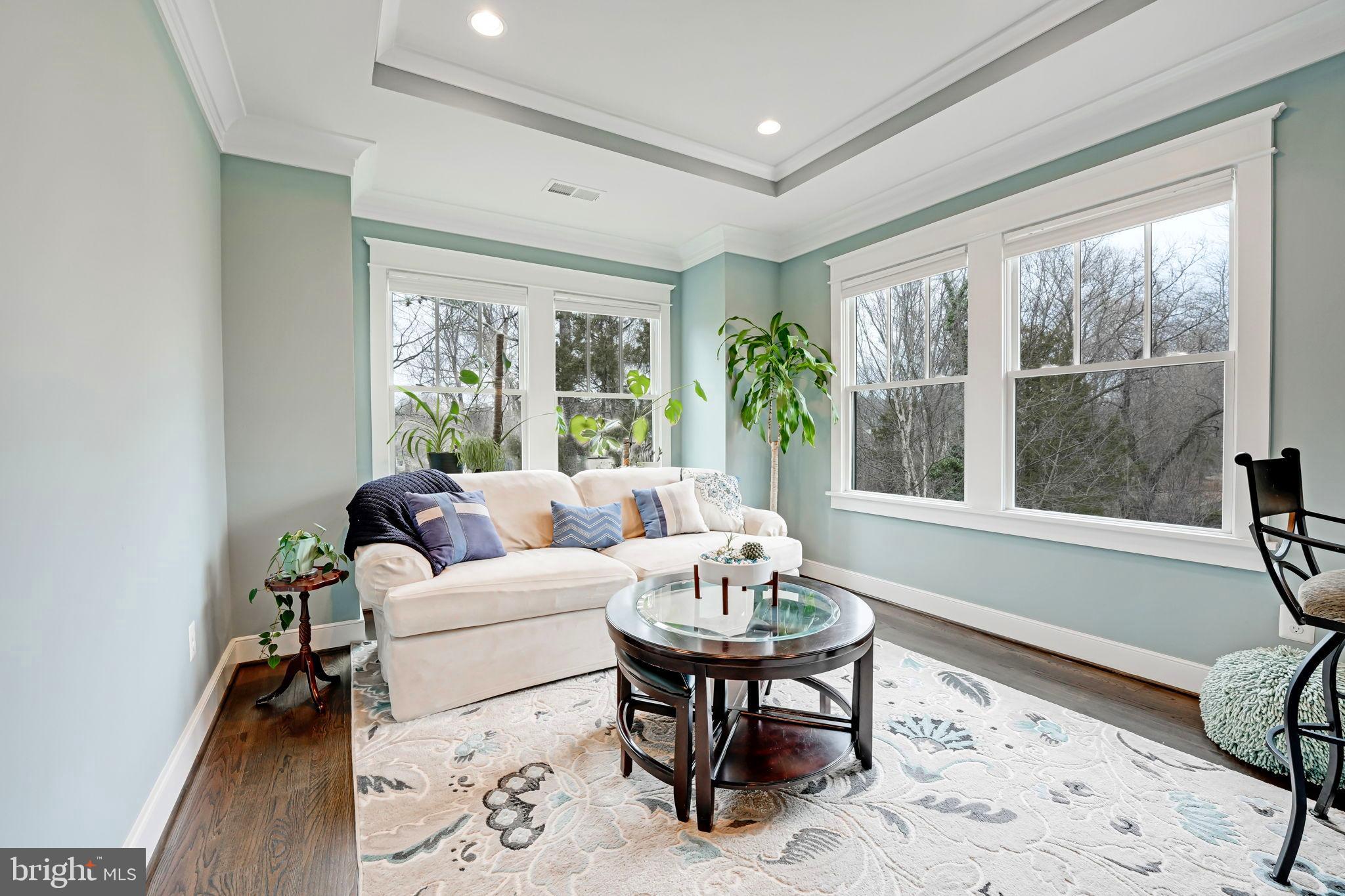 MURMURING PINES - Residential