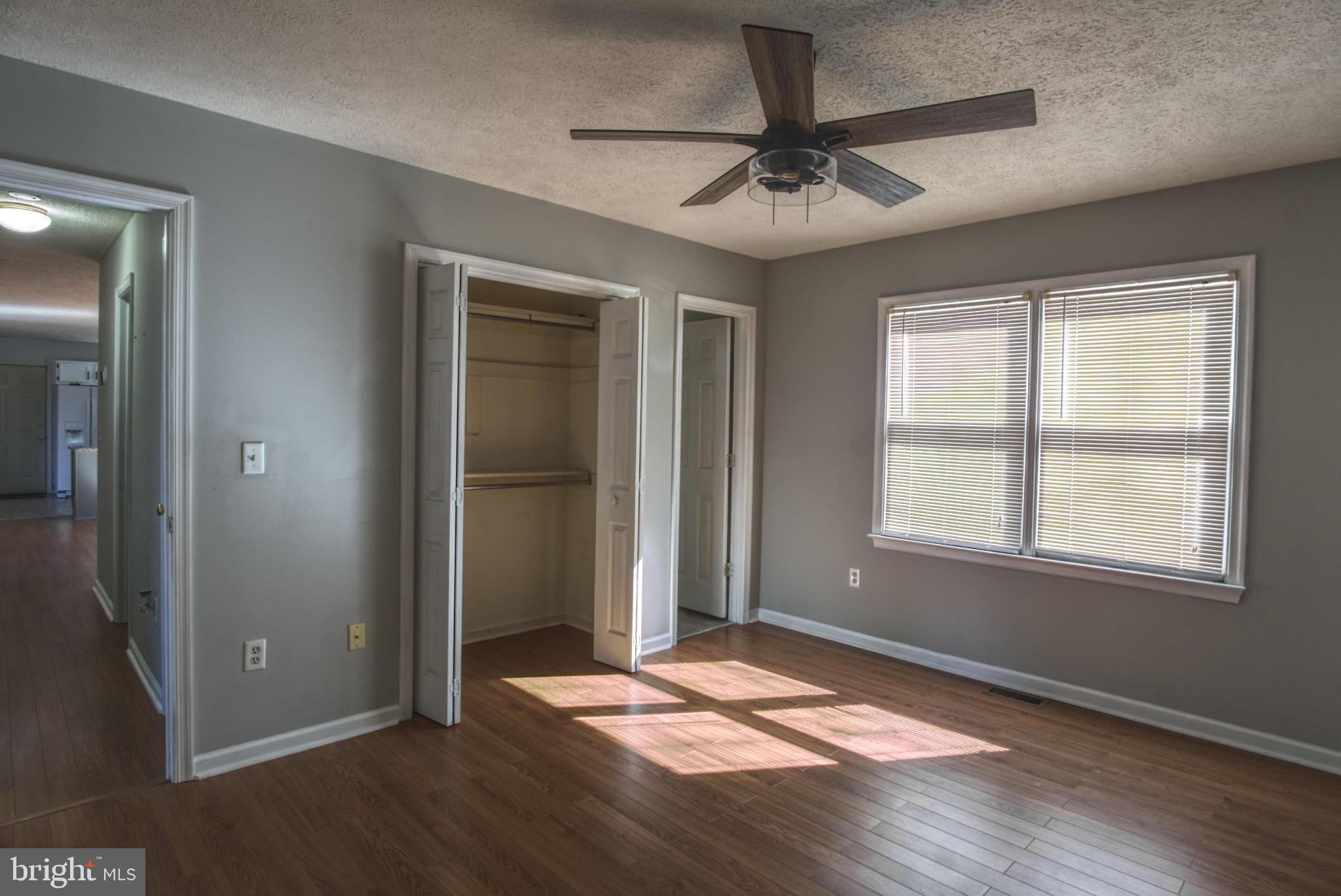 SHANNON HILLS - Residential