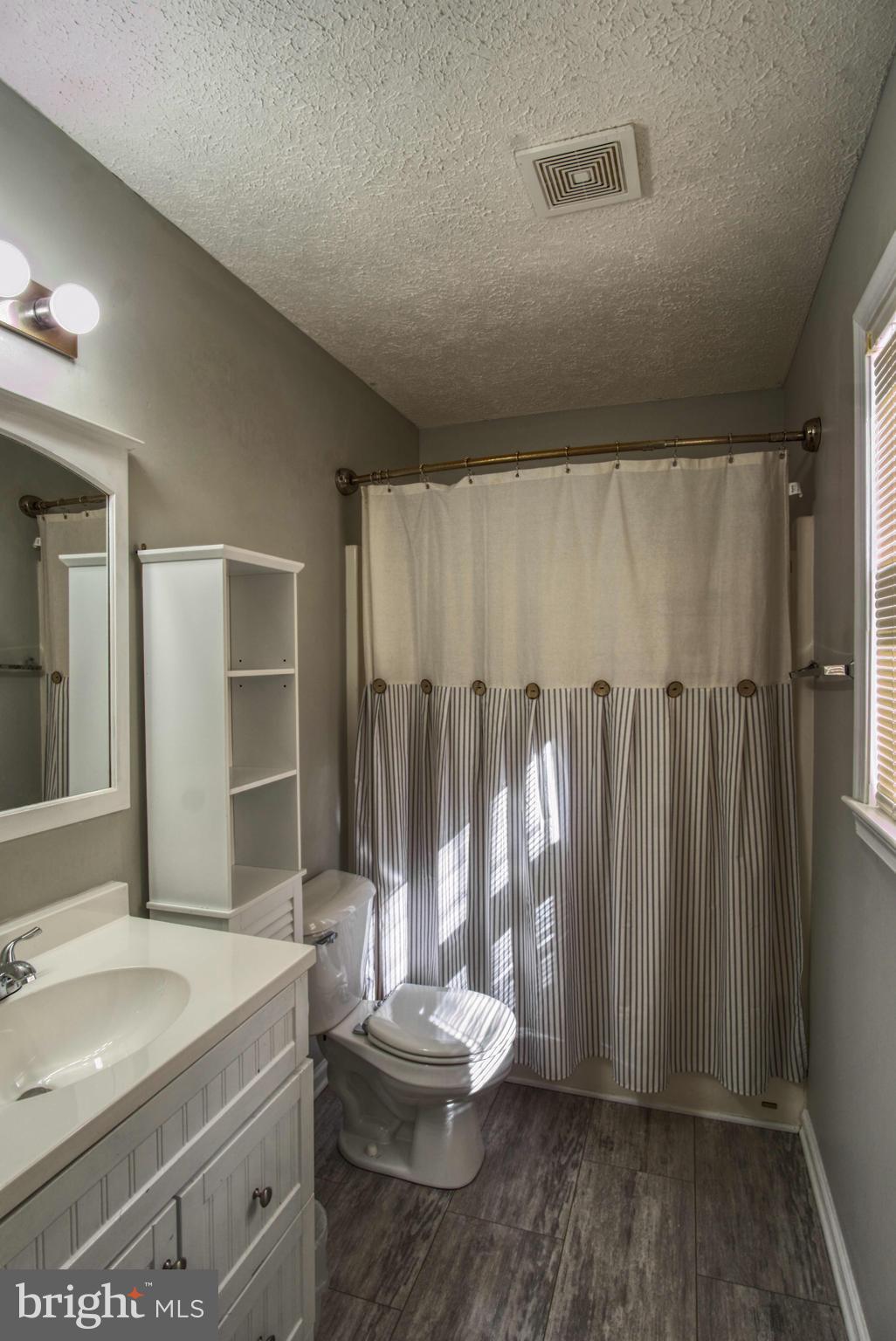 SHANNON HILLS - Residential