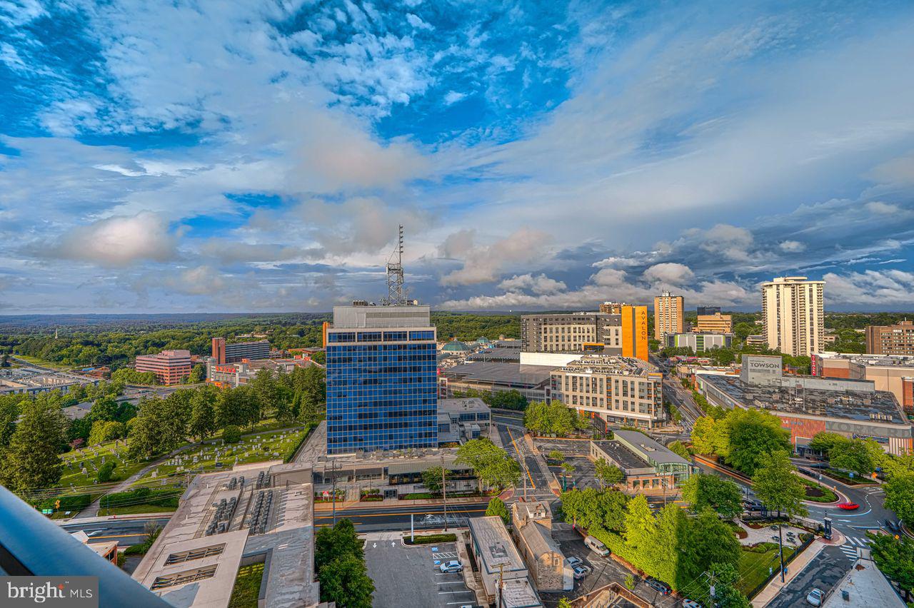 PENTHOUSE CONDOMINIUMS - Residential