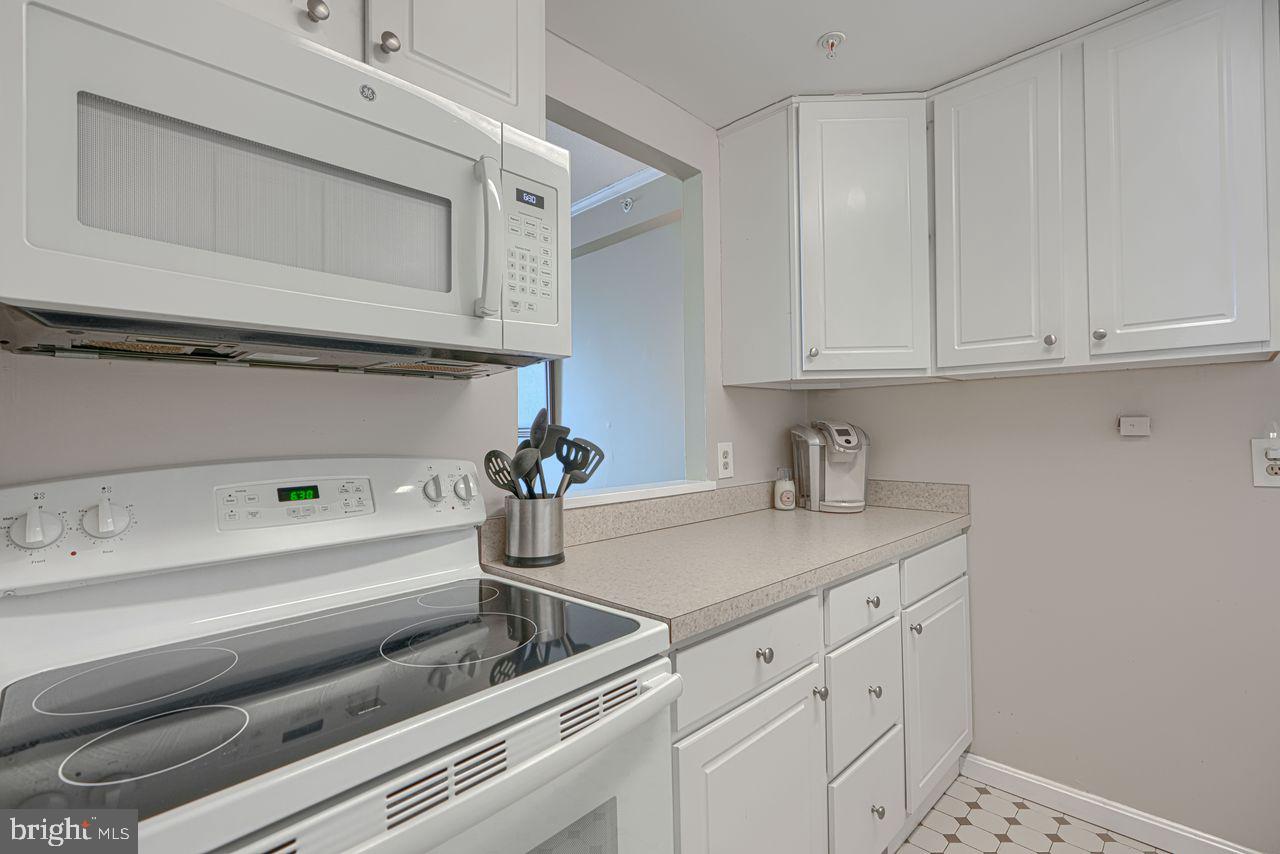 PENTHOUSE CONDOMINIUMS - Residential
