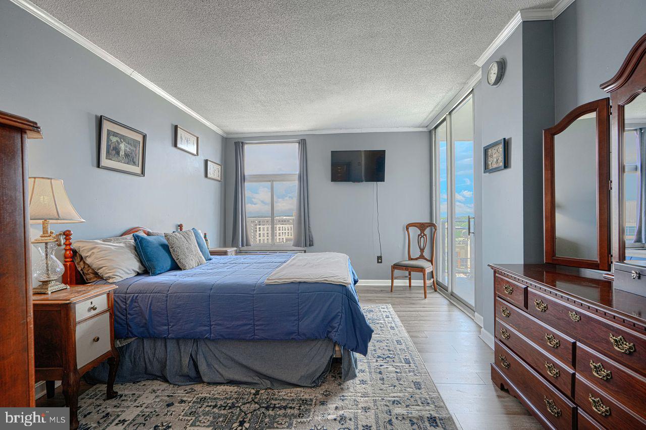 PENTHOUSE CONDOMINIUMS - Residential
