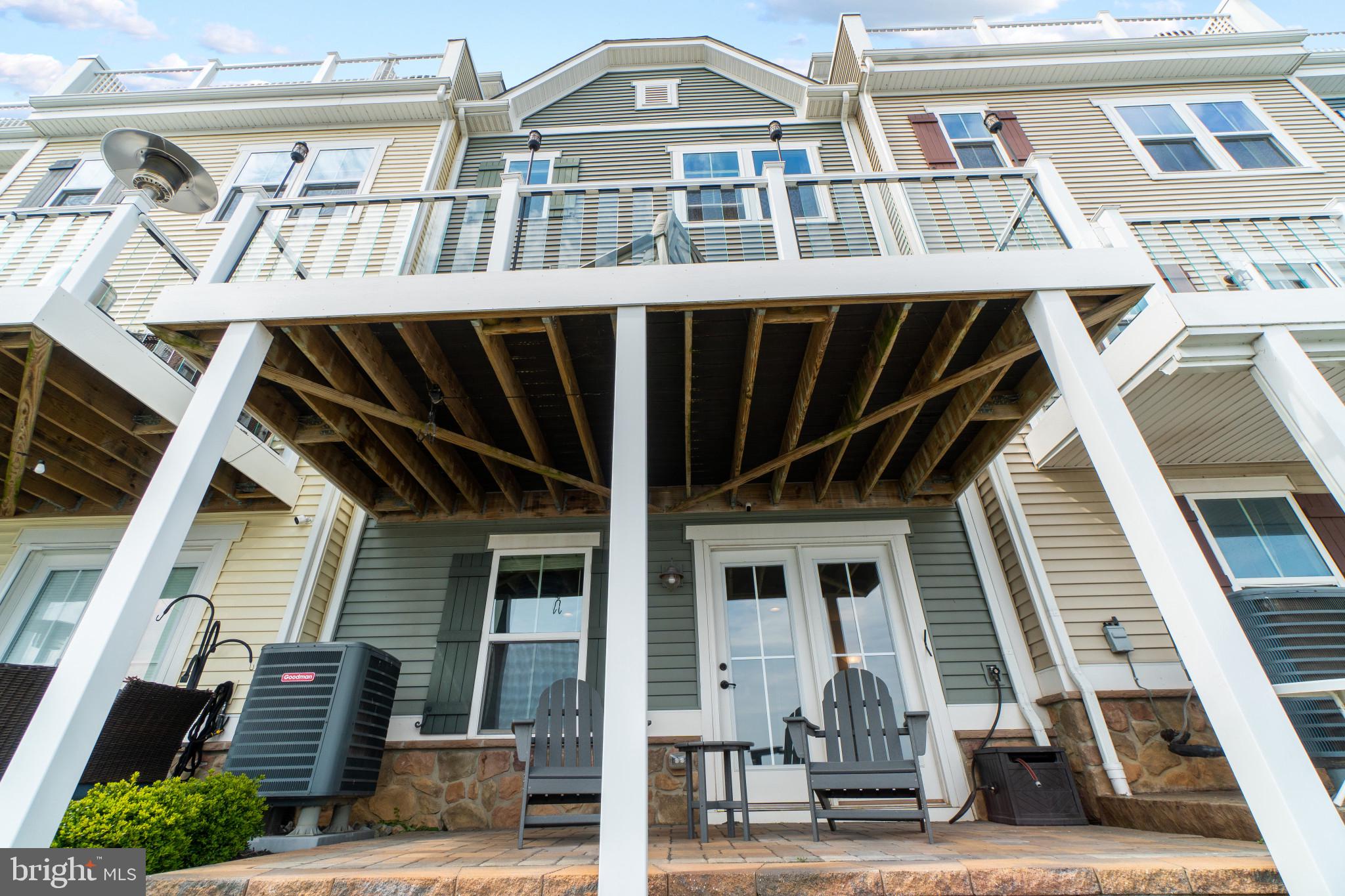 SHELTERED HARBOR - Residential