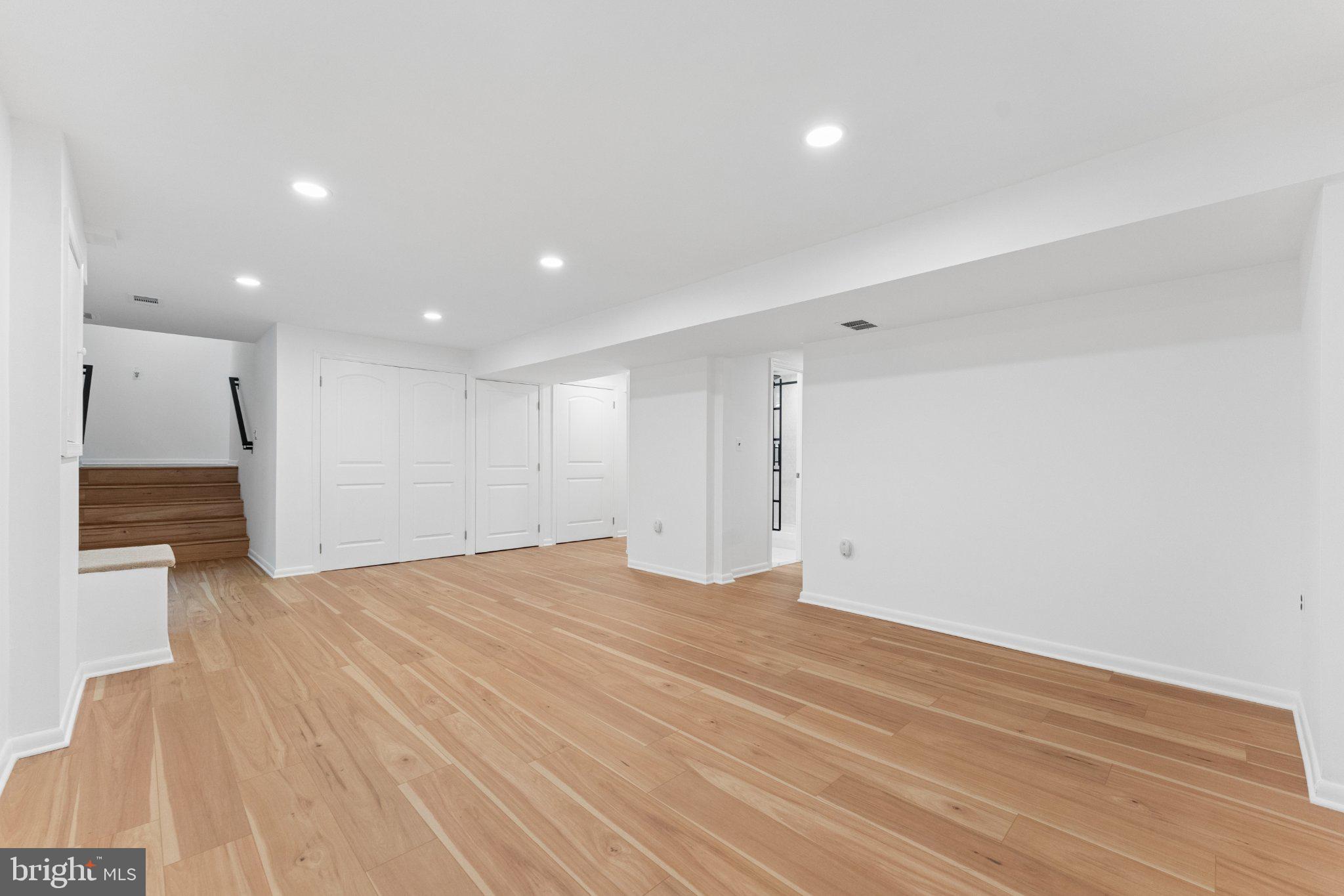 FOX VALE ESTATES - Residential