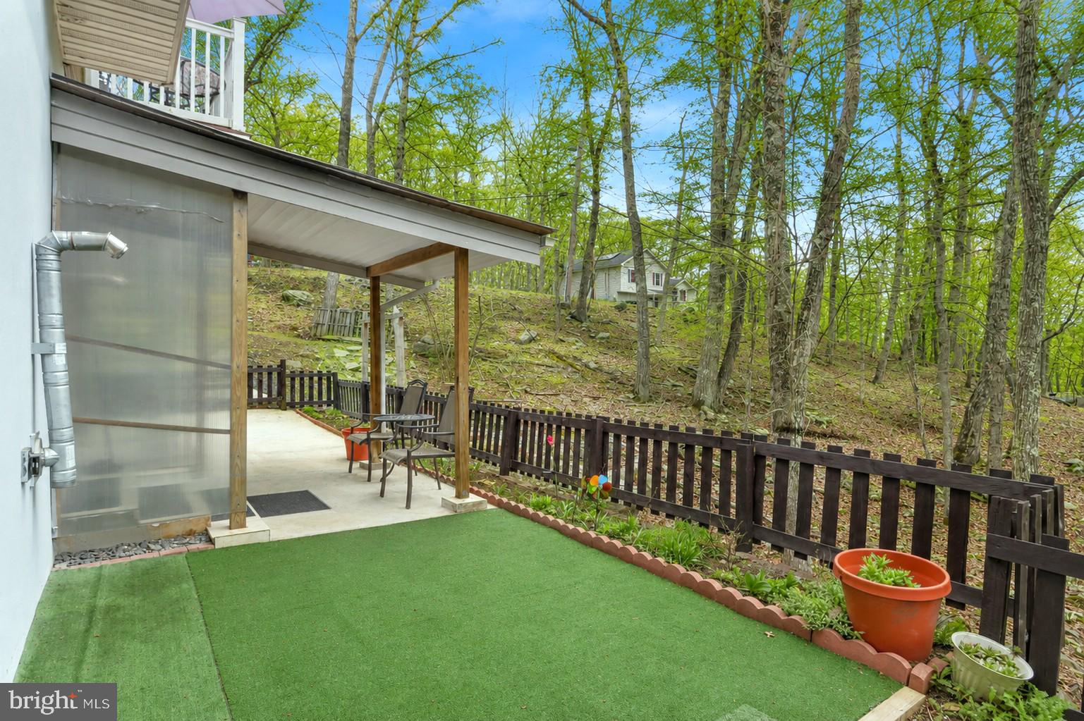 SAW CREEK ESTATES - Residential