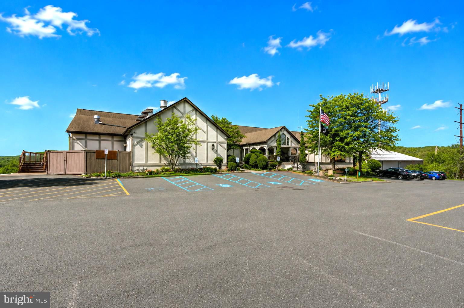 SAW CREEK ESTATES - Residential