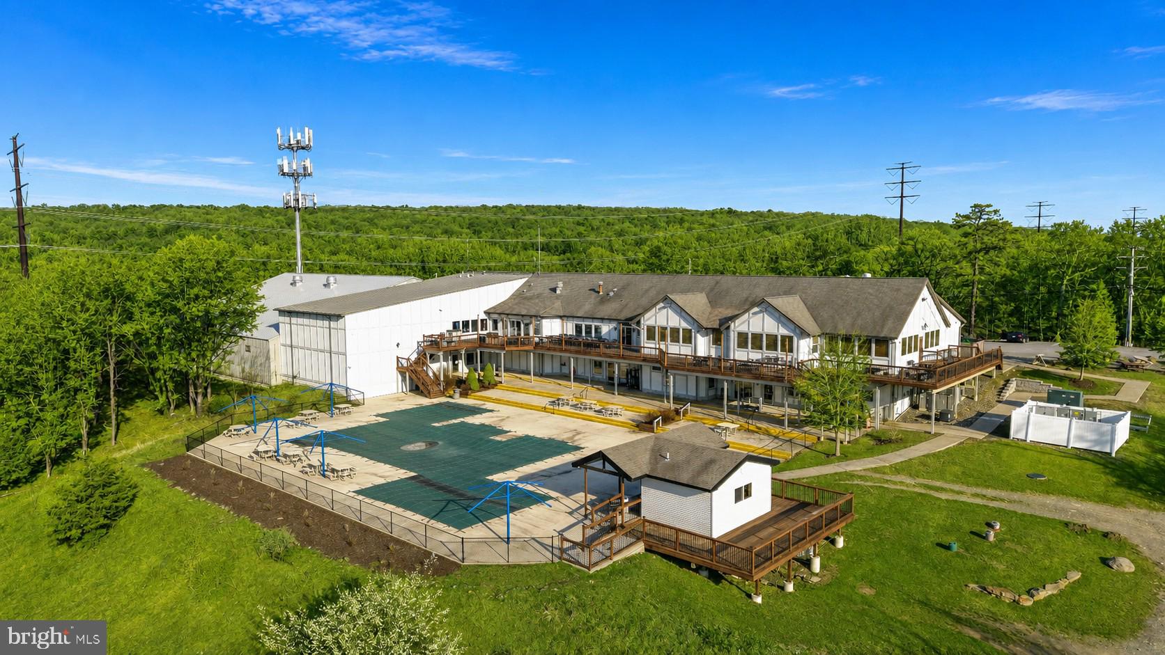SAW CREEK ESTATES - Residential
