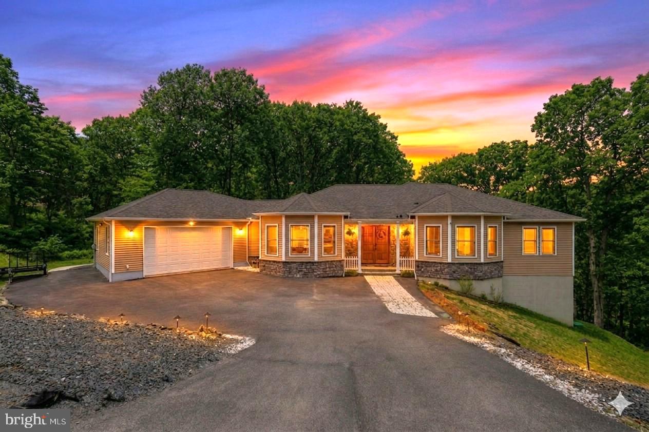SAW CREEK ESTATES - Residential