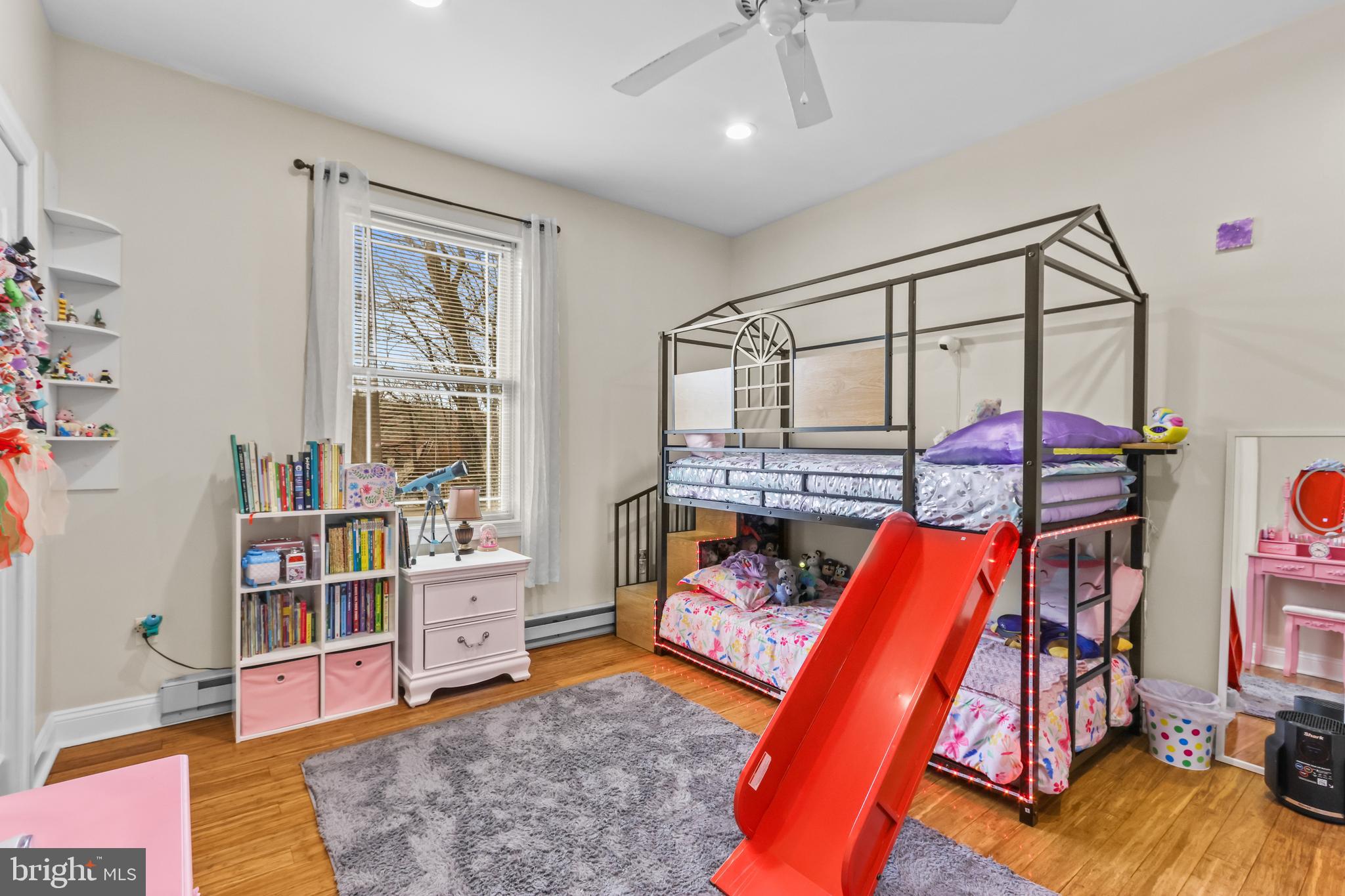 SAW CREEK ESTATES - Residential