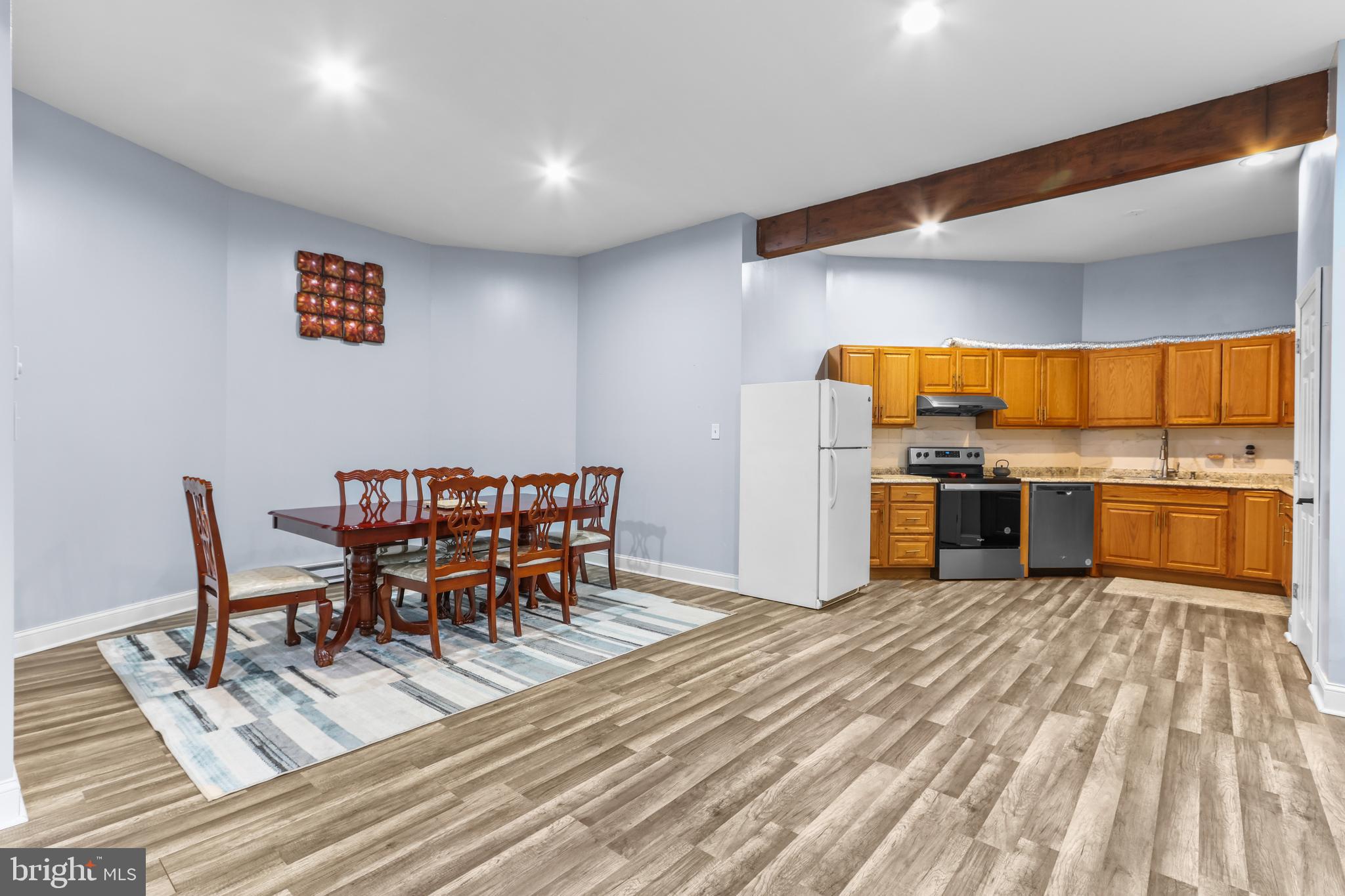 SAW CREEK ESTATES - Residential