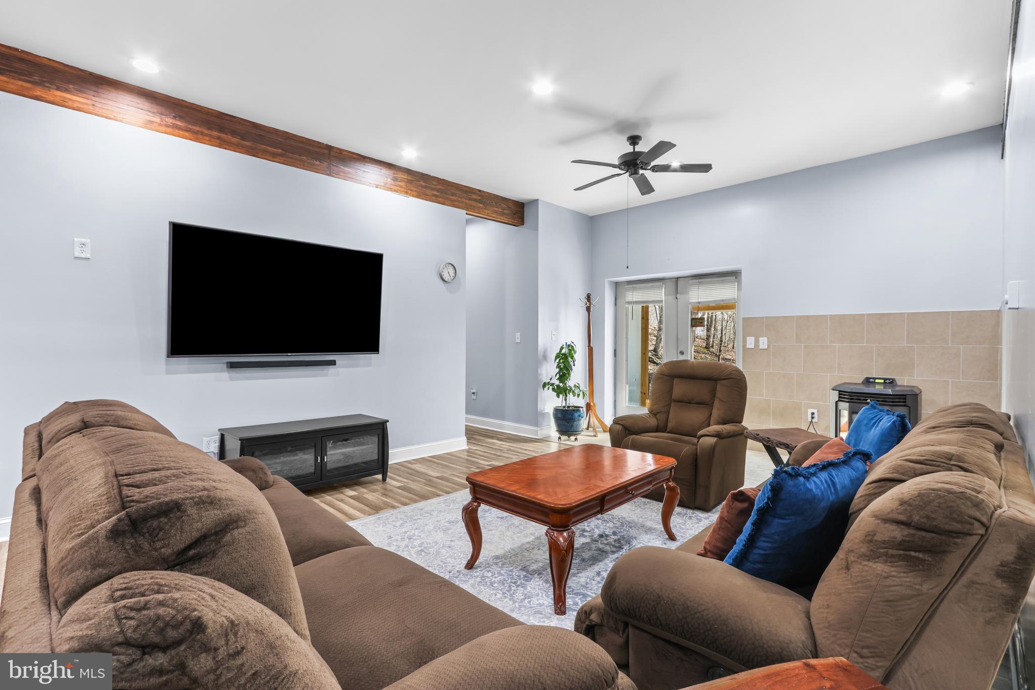 SAW CREEK ESTATES - Residential