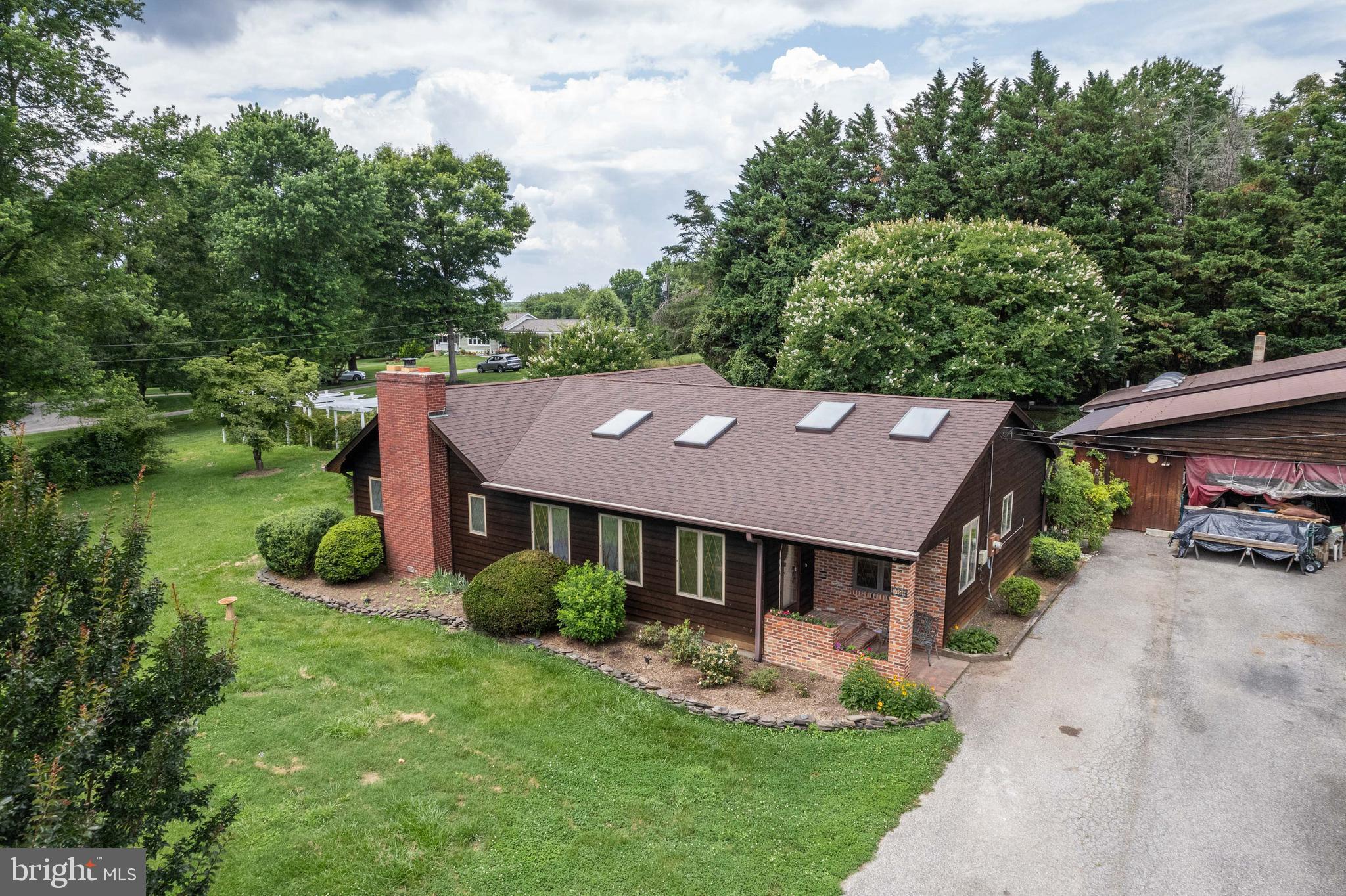 DAVIDSONVILLE - Residential