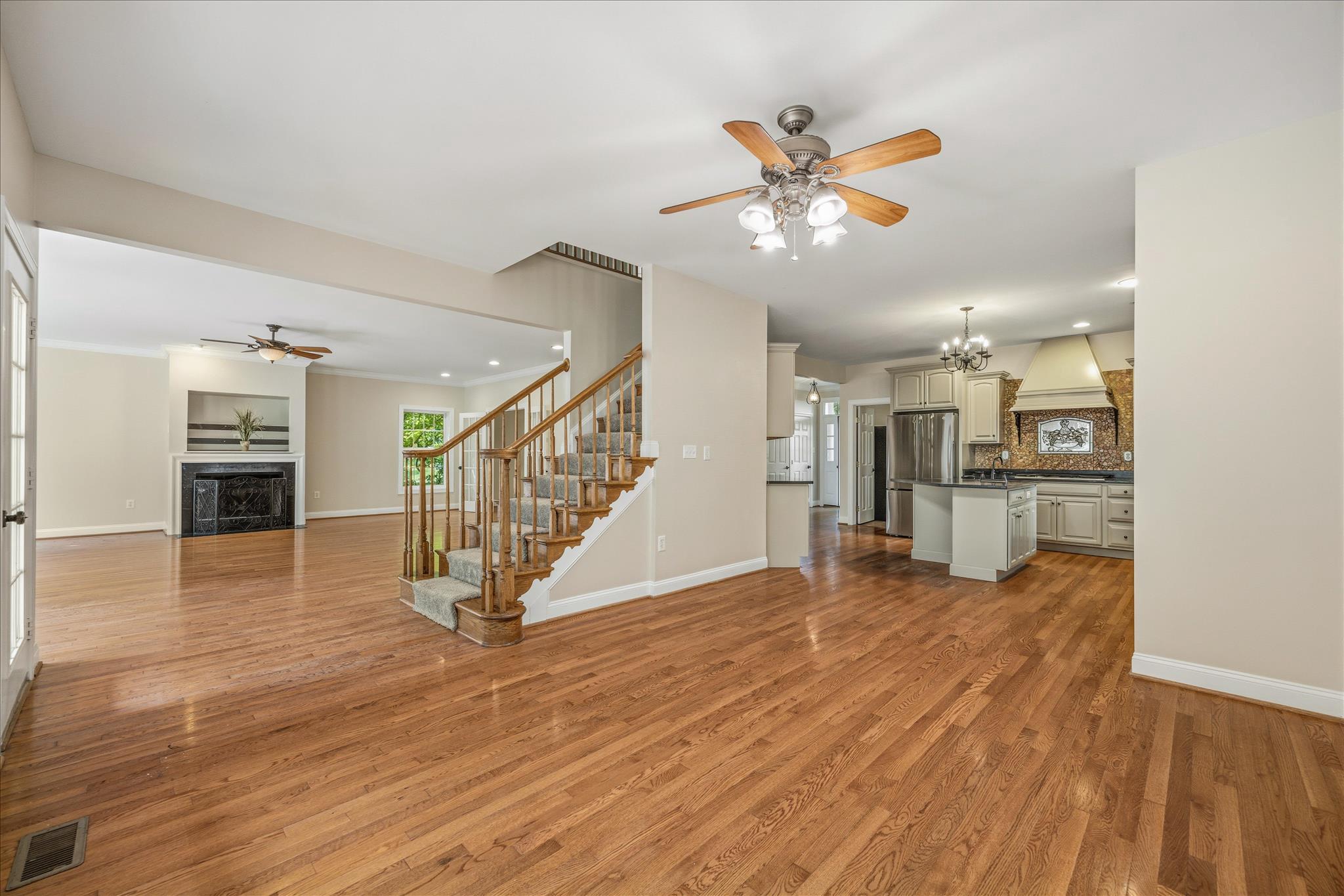 STEWARTS LANDING - Residential