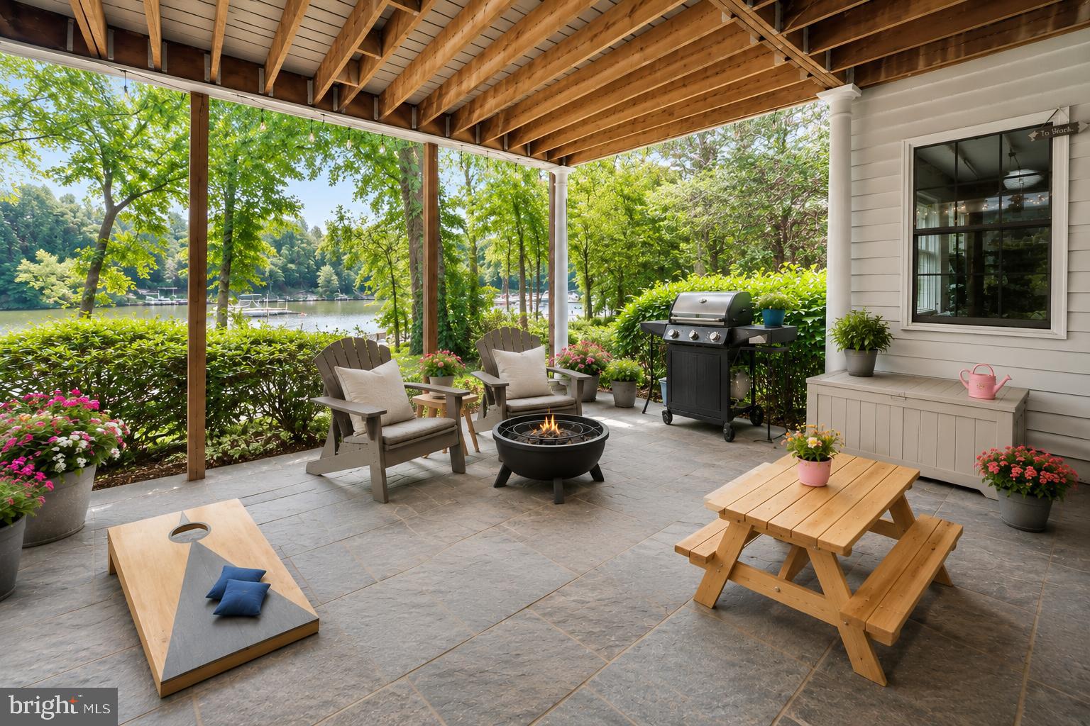 STEWARTS LANDING - Residential
