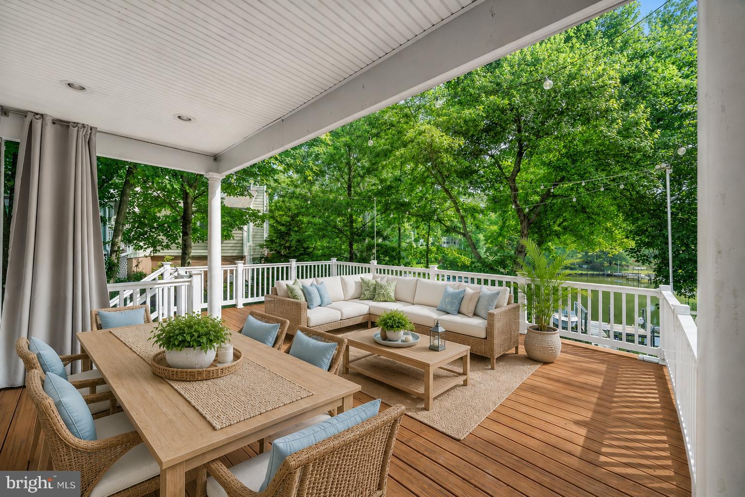 STEWARTS LANDING - Residential