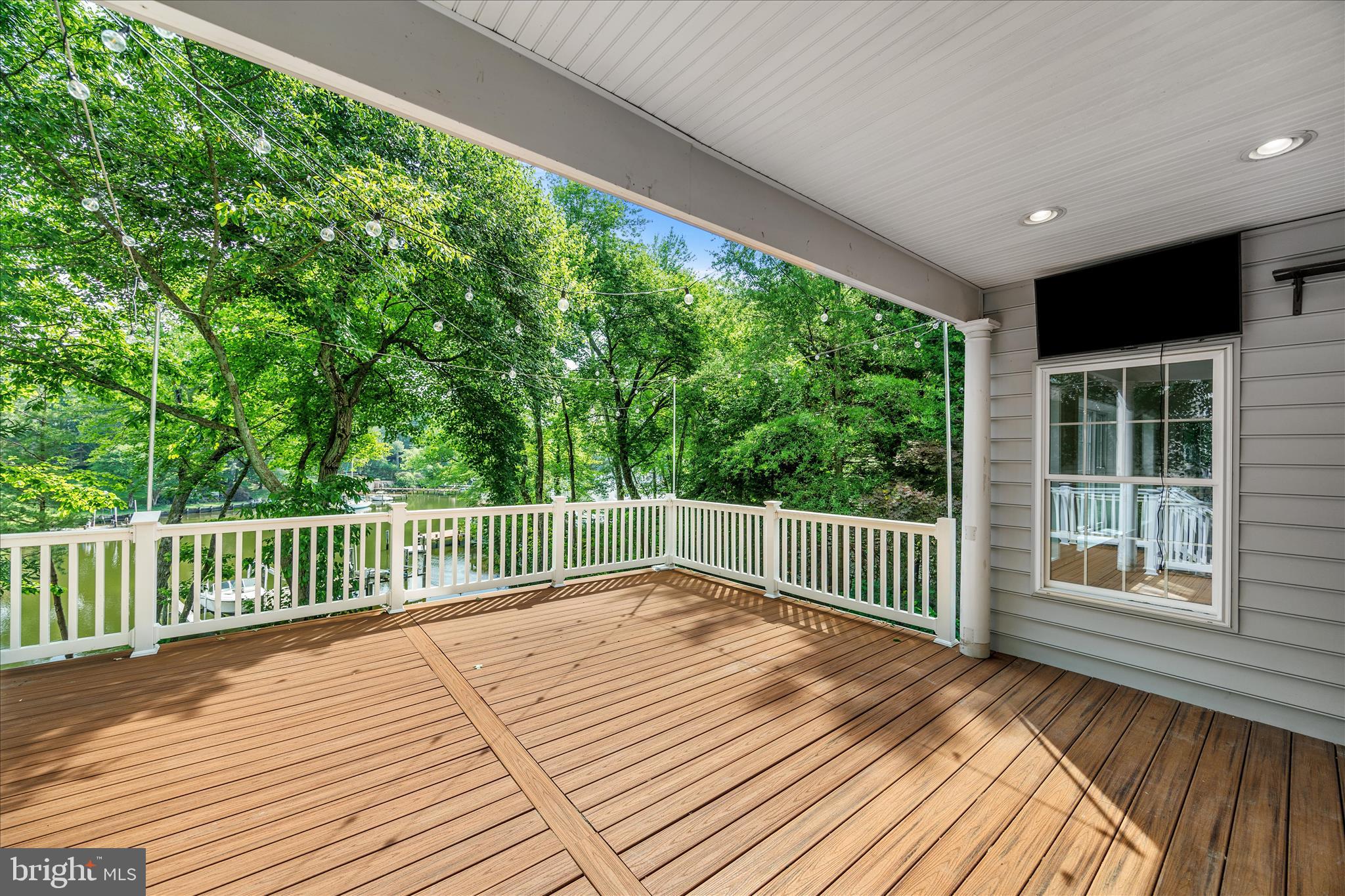 STEWARTS LANDING - Residential