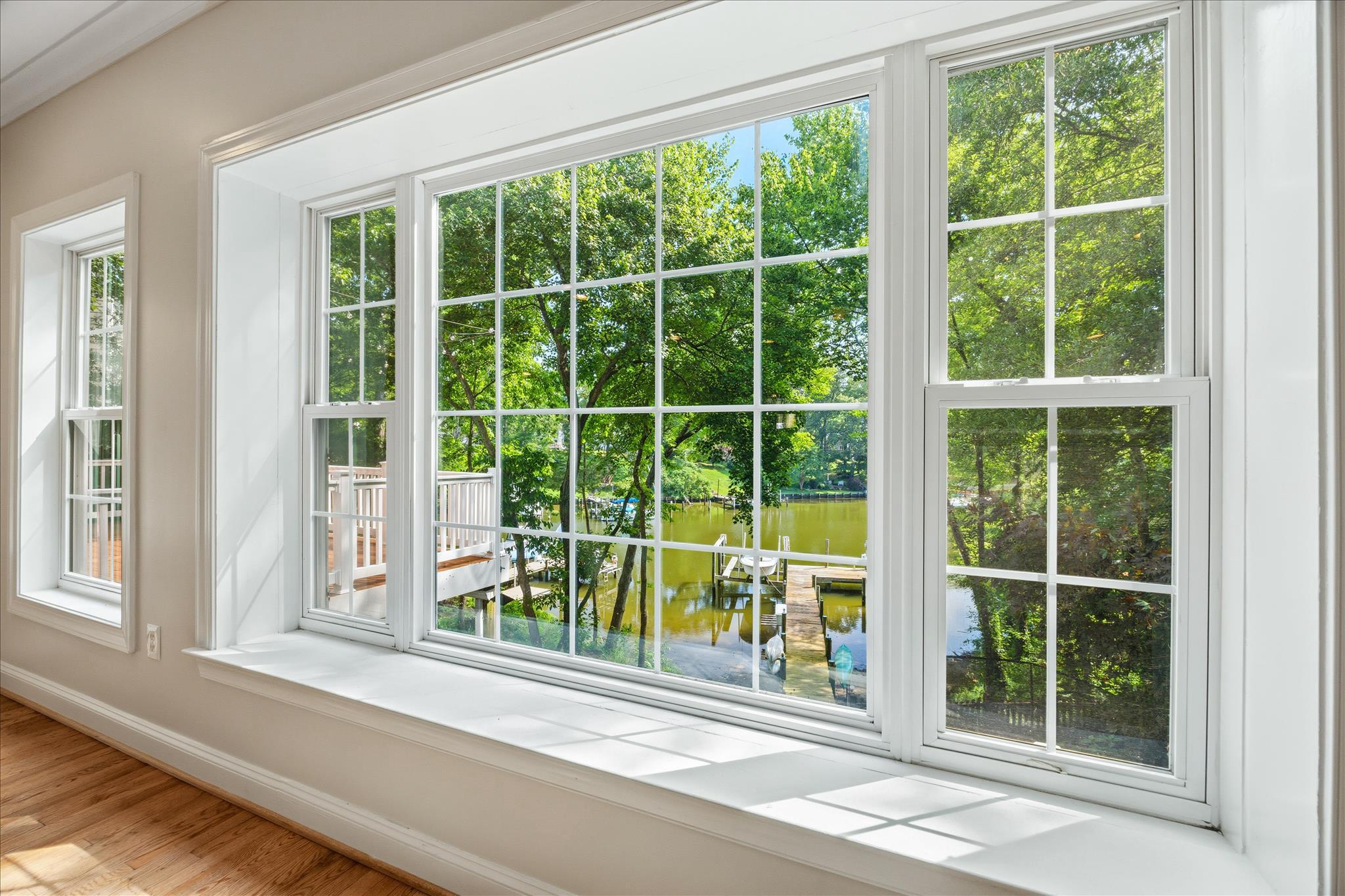 STEWARTS LANDING - Residential