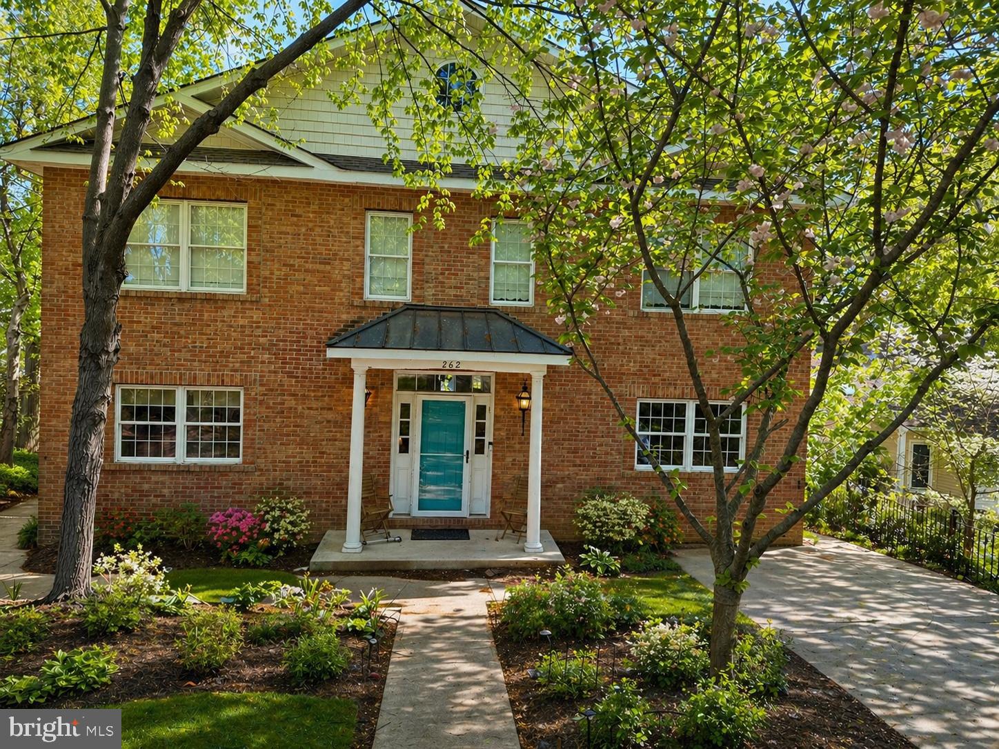 STEWARTS LANDING - Residential