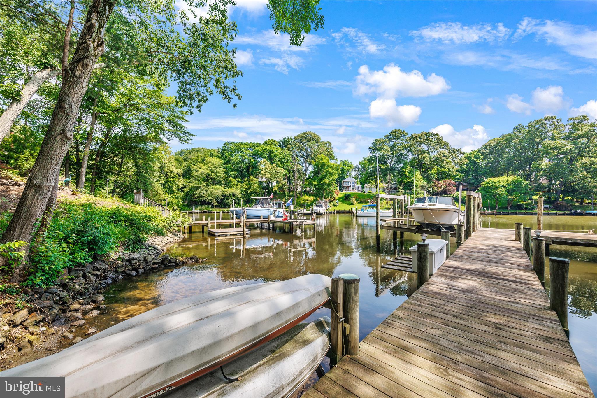 STEWARTS LANDING - Residential