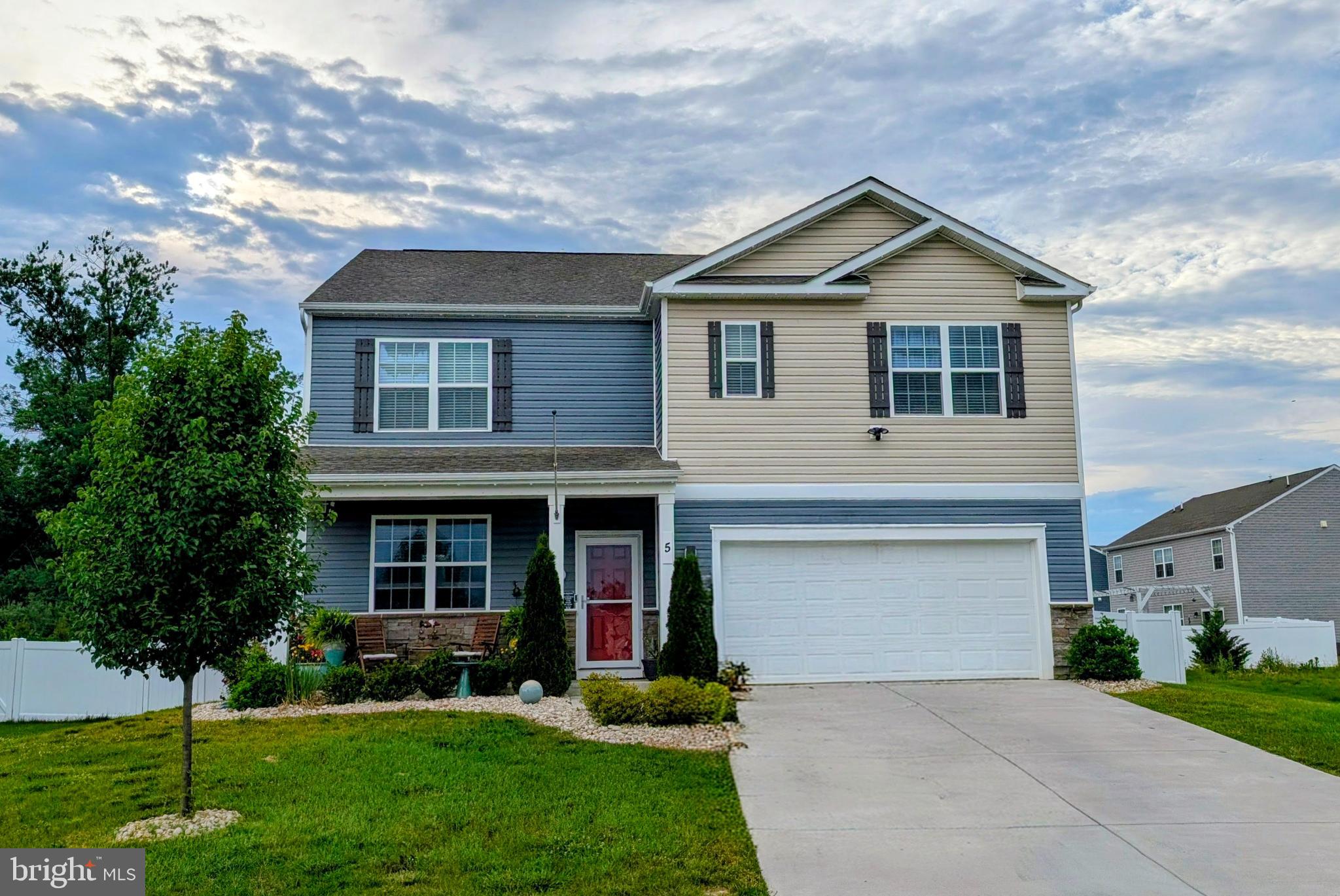 Professional photos coming this Friday!
Only 4 years young! This beautifully maintained 5-bedroom, 3-full-bath home features a main-level guest bedroom and a spacious, functional floor plan. Thoughtfully updated and meticulously cared for, this home is truly move-in ready.
The kitchen showcases granite countertops and upgraded KitchenAid appliances, including a gas range, dishwasher, and microwave, as well as a Samsung refrigerator—all of which are upgrades over the original builder-grade selections.
Step outside to enjoy the expansive poured concrete patio, perfect for entertaining or relaxing, overlooking a fully fenced backyard with attractive, low-maintenance vinyl fencing. Situated on a premium lot with no homes directly behind, you'll appreciate the added privacy. The Govee permanent exterior lighting system provides customizable year-round lighting—no more hanging holiday lights!
Upstairs, you'll find the spacious primary suite with an ensuite bath, three additional bedrooms, and a bonus room offering additional living space. This home truly reflects pride of ownership and is ready for its next owners.