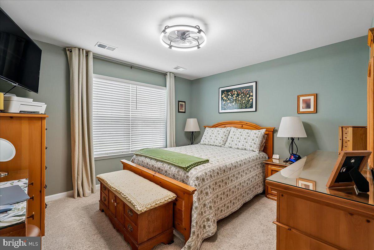 SHENANDOAH CROSSING - Residential