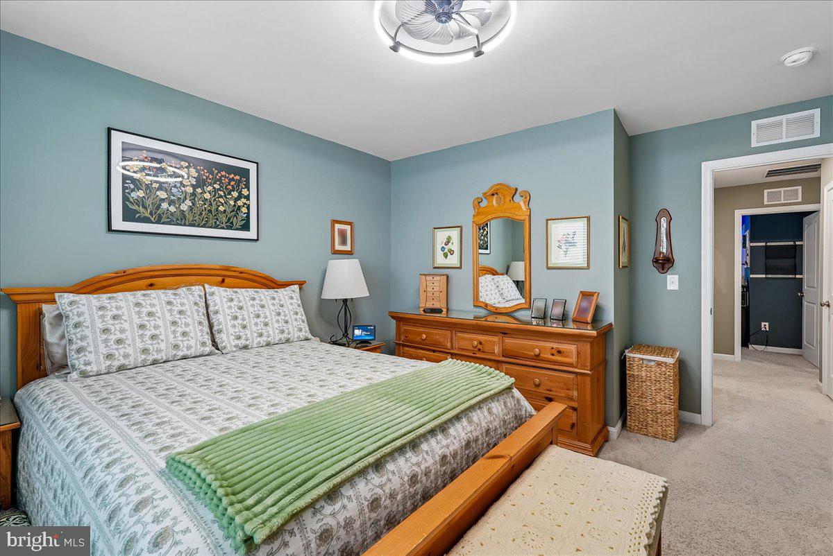 SHENANDOAH CROSSING - Residential