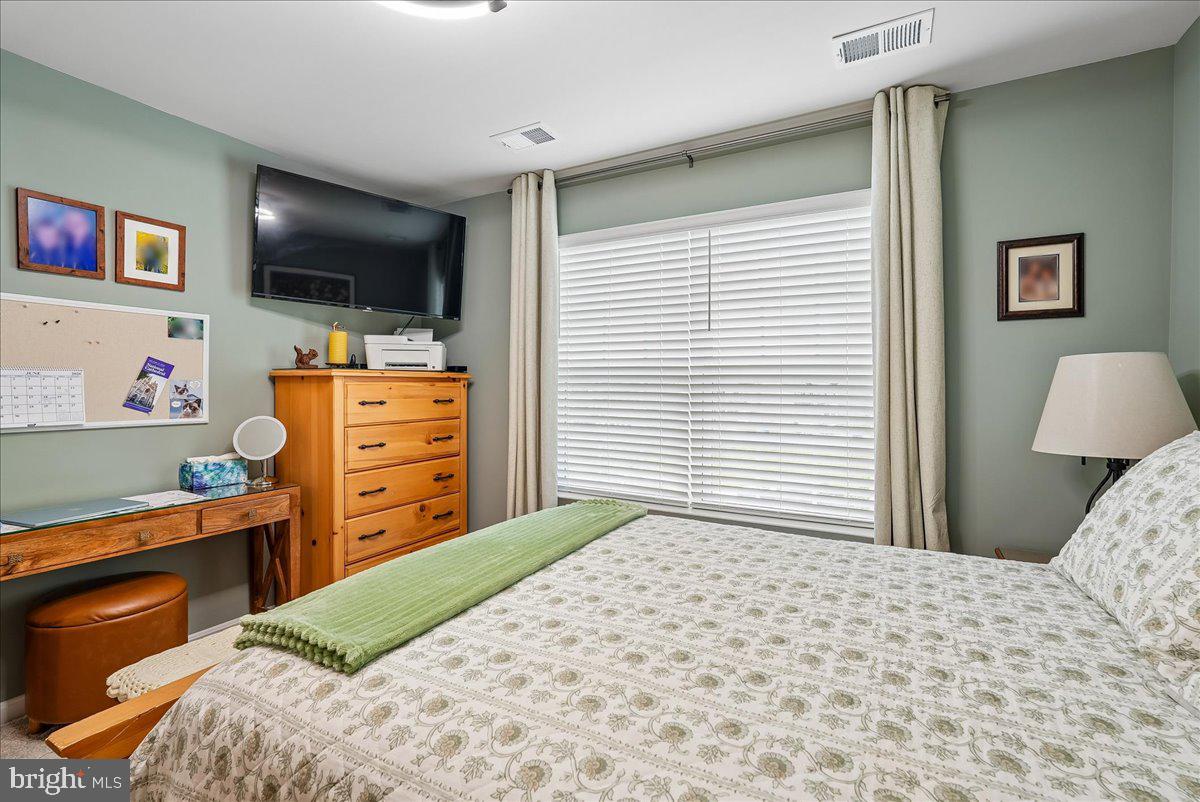 SHENANDOAH CROSSING - Residential
