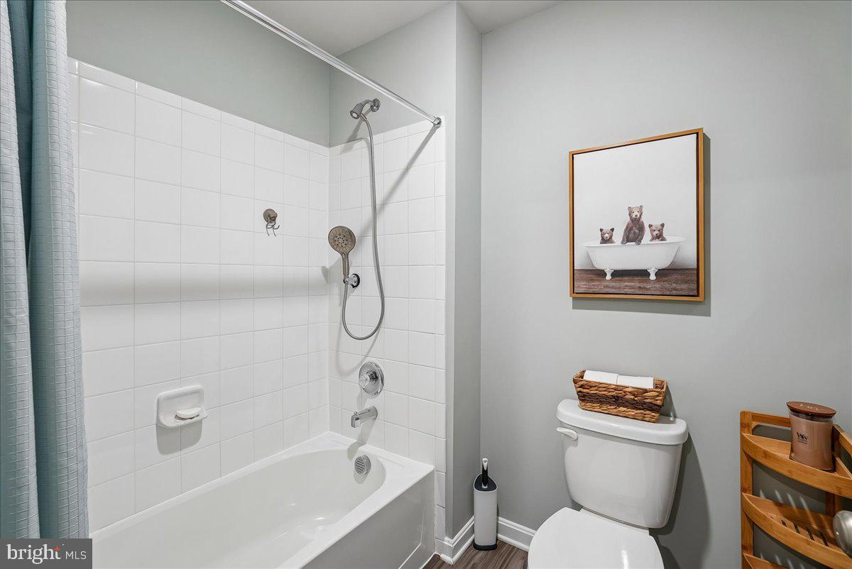 SHENANDOAH CROSSING - Residential