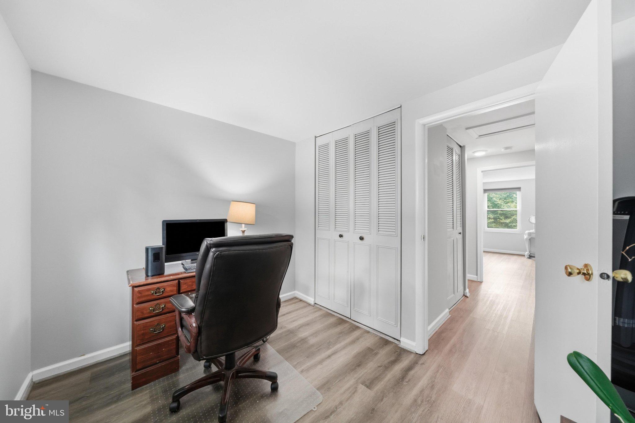 FOX CHAPEL - Residential