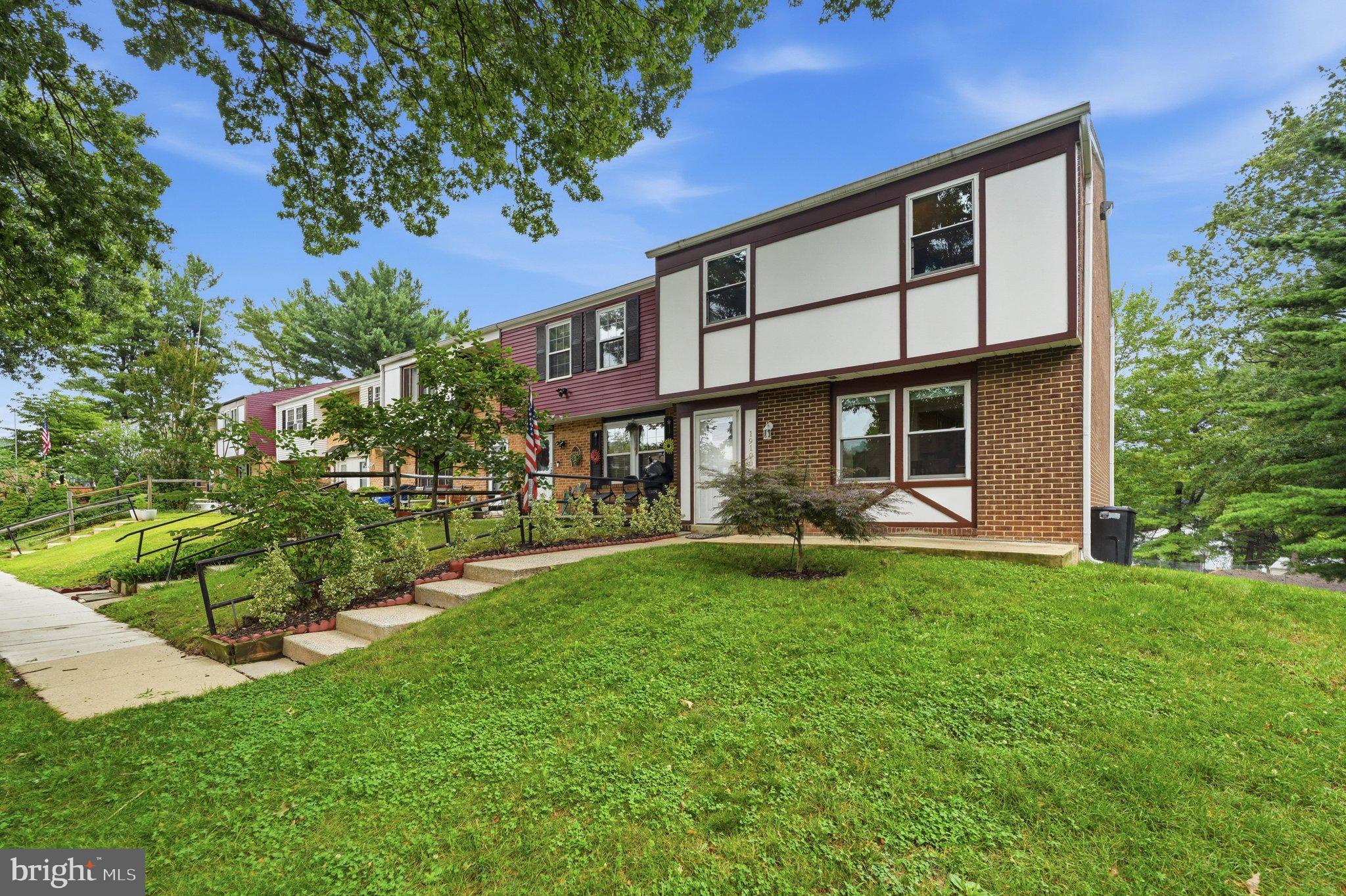 FOX CHAPEL - Residential