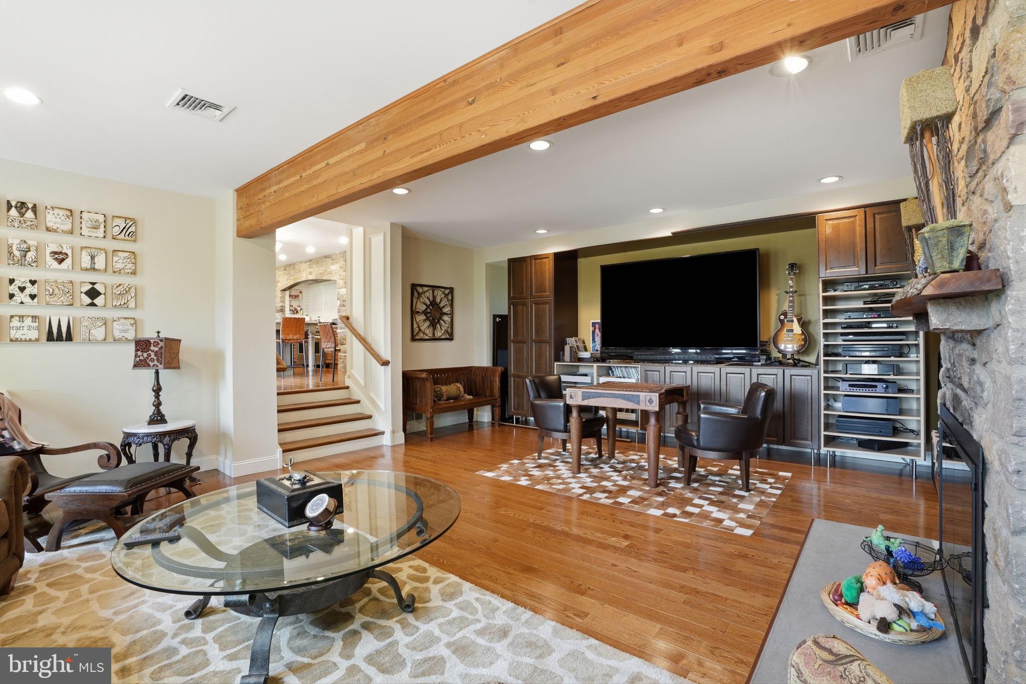 TIMBER LAKES - Residential