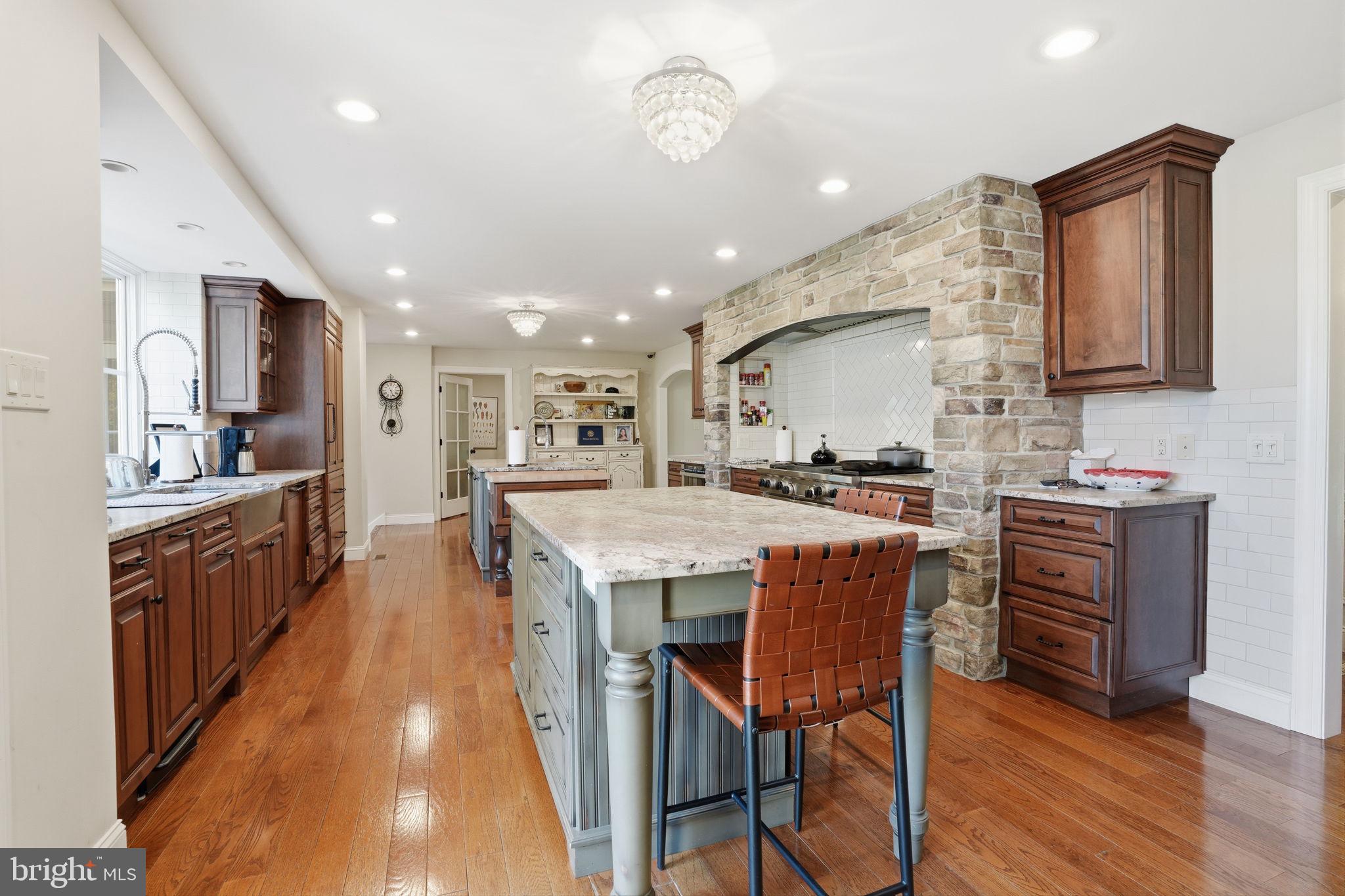 TIMBER LAKES - Residential