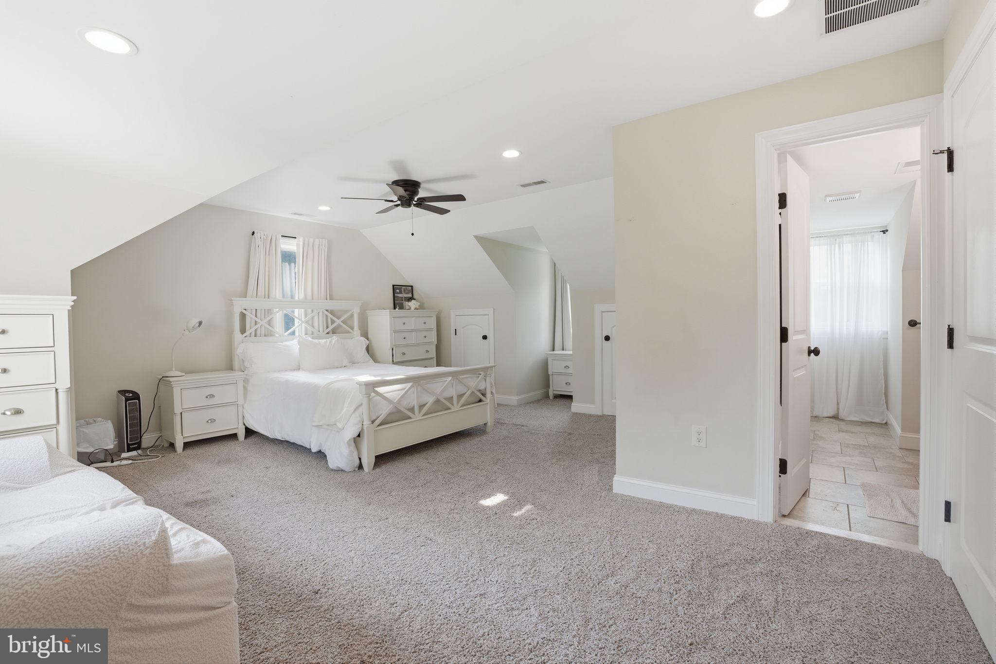 TIMBER LAKES - Residential