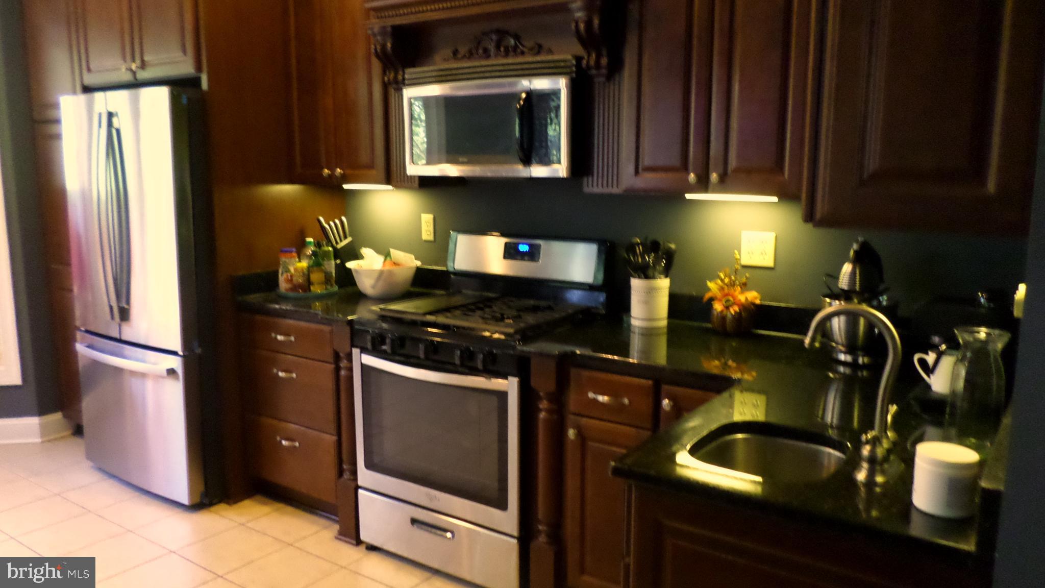 BAYLOR LAKE ESTATES - Residential