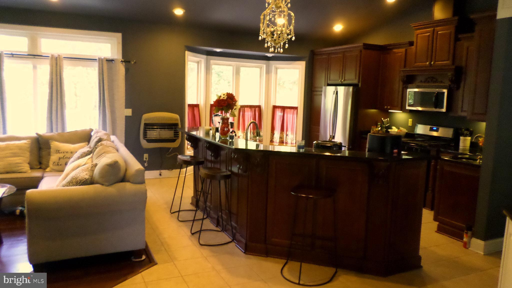 BAYLOR LAKE ESTATES - Residential